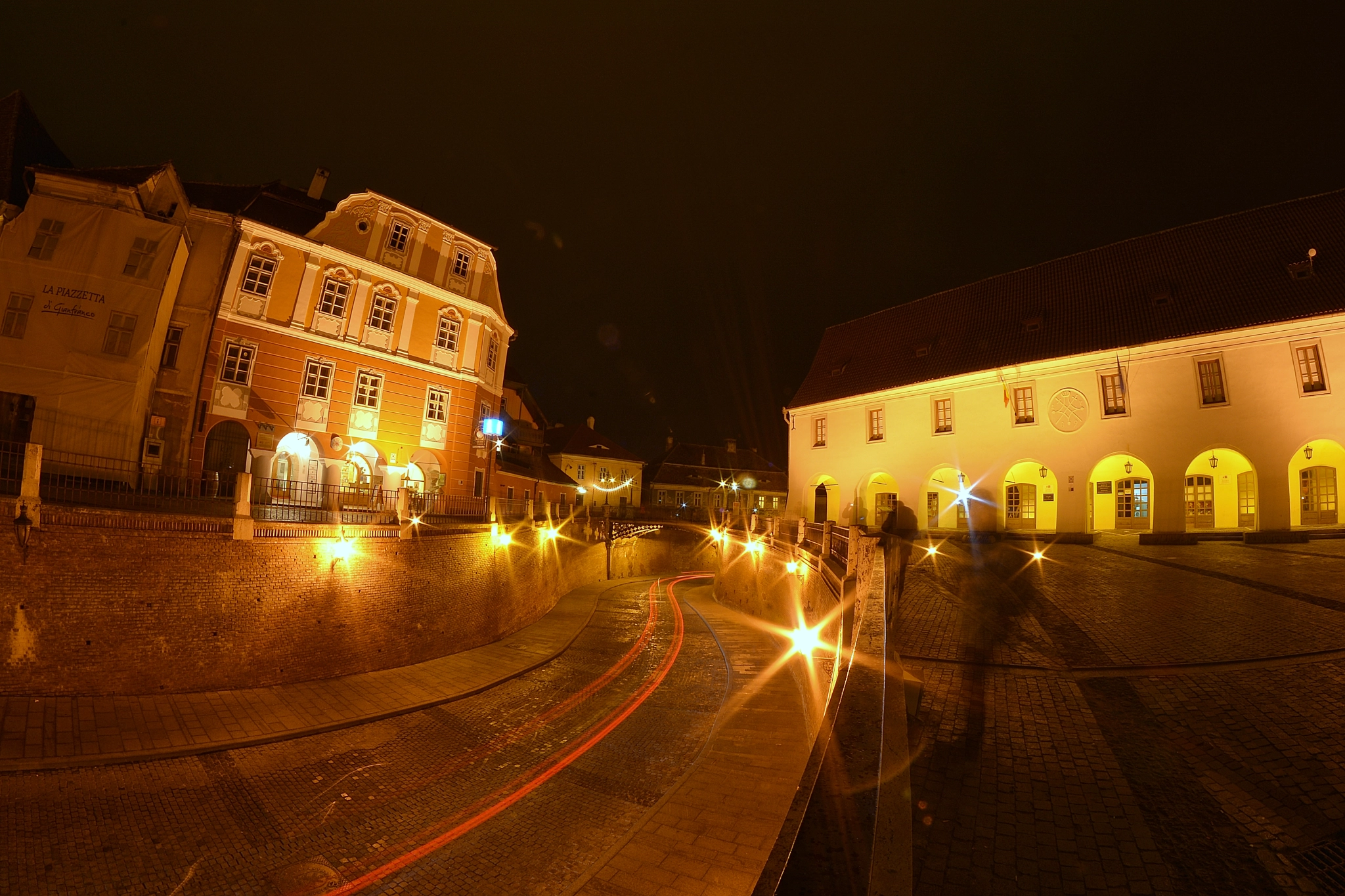 Nikon D7100 + Samyang 8mm F3.5 Aspherical IF MC Fisheye sample photo. Sibiu at night photography