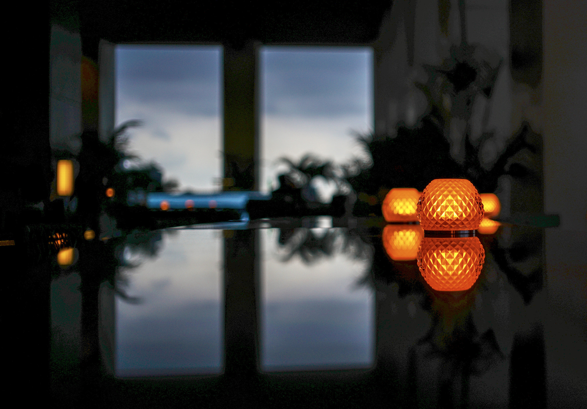 DT 40mm F2.8 SAM sample photo. A lamp photography