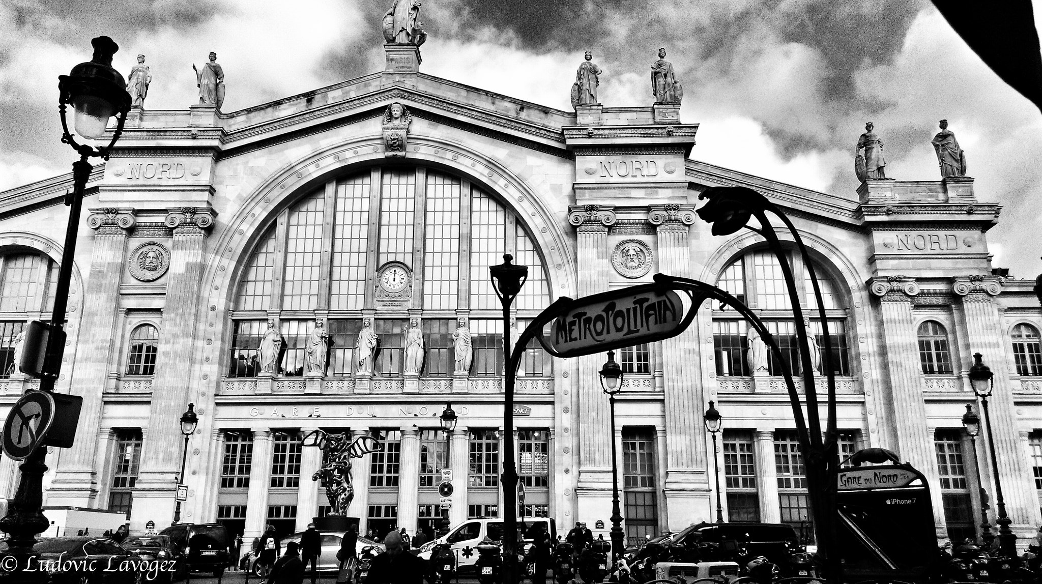 HTC DESIRE 820 sample photo. Gare du nord photography