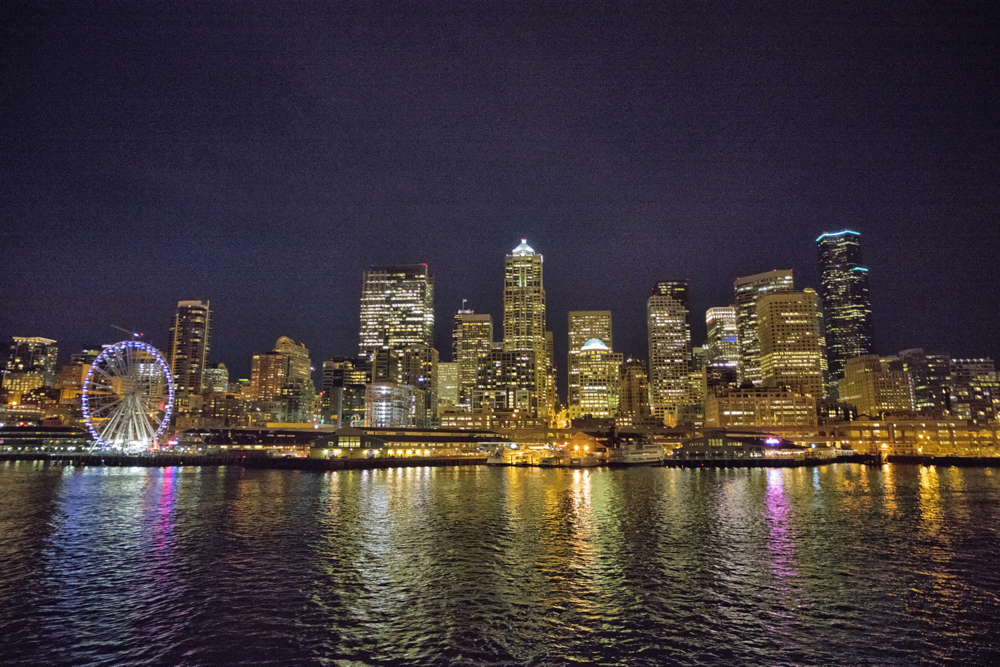 ZEISS Milvus 21mm F2.8 sample photo. Seattle cityscape at night photography