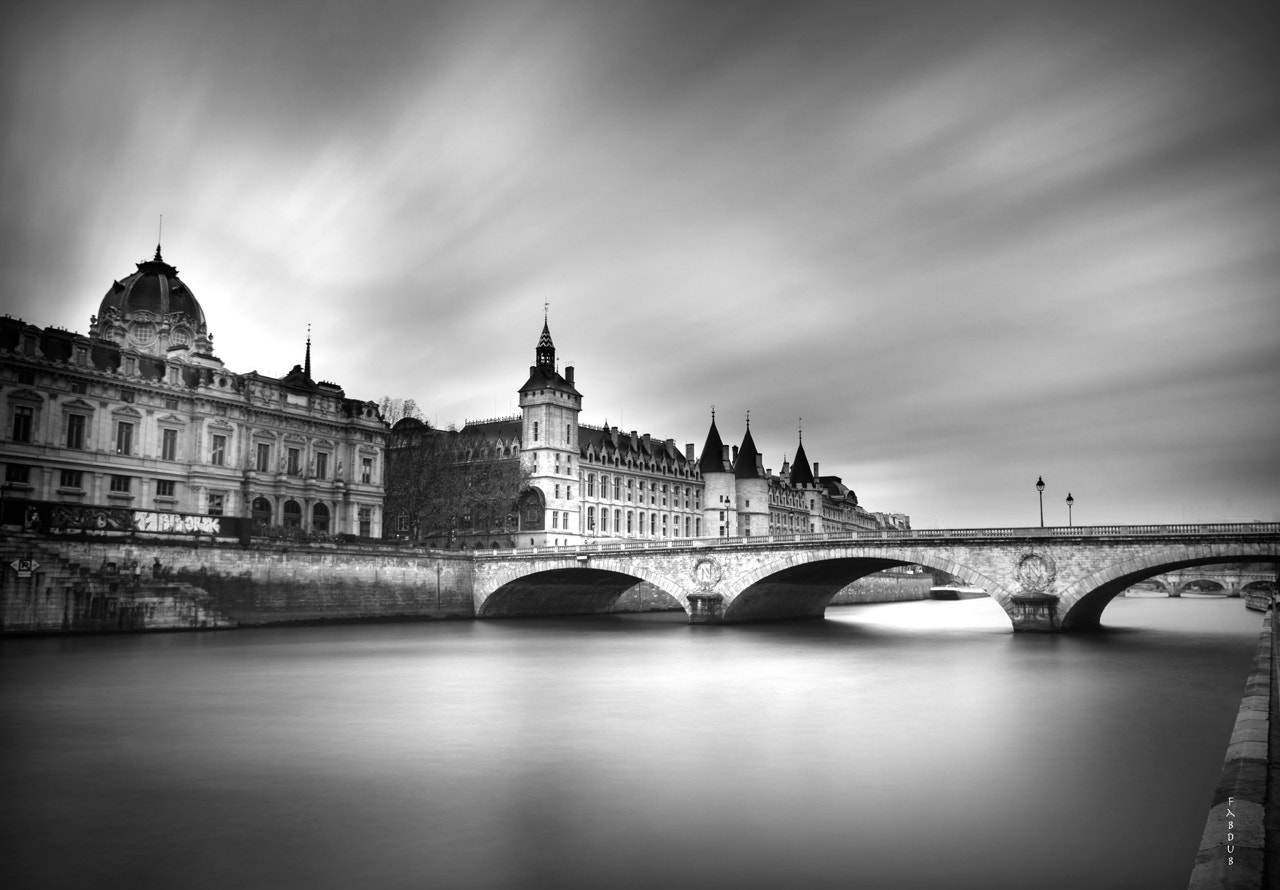 Pentax smc DA 12-24mm F4.0 ED AL (IF) sample photo. Conciergerie  photography