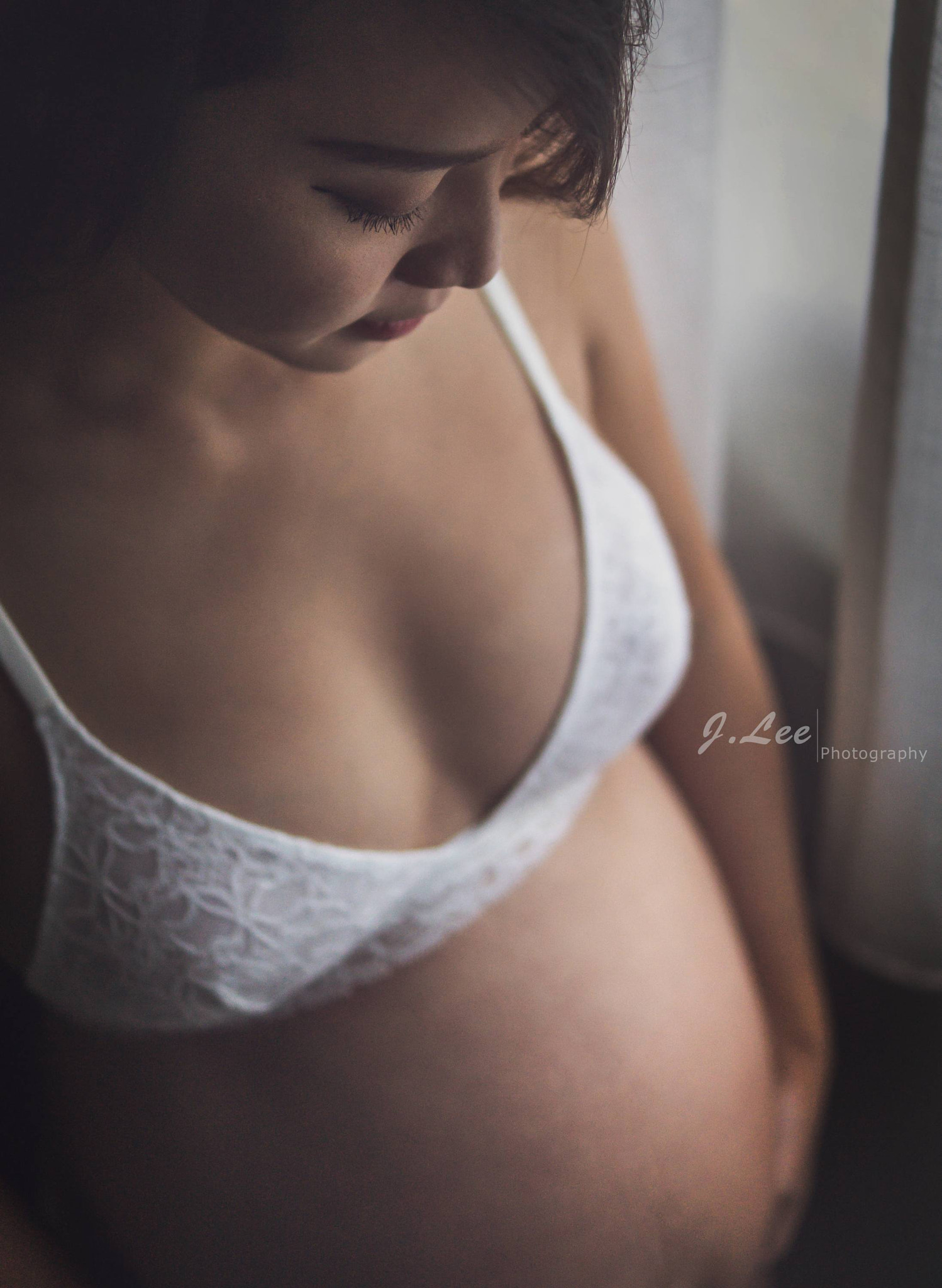 Sony SLT-A77 + Sony DT 35mm F1.8 SAM sample photo. Motherhood - yaya photography