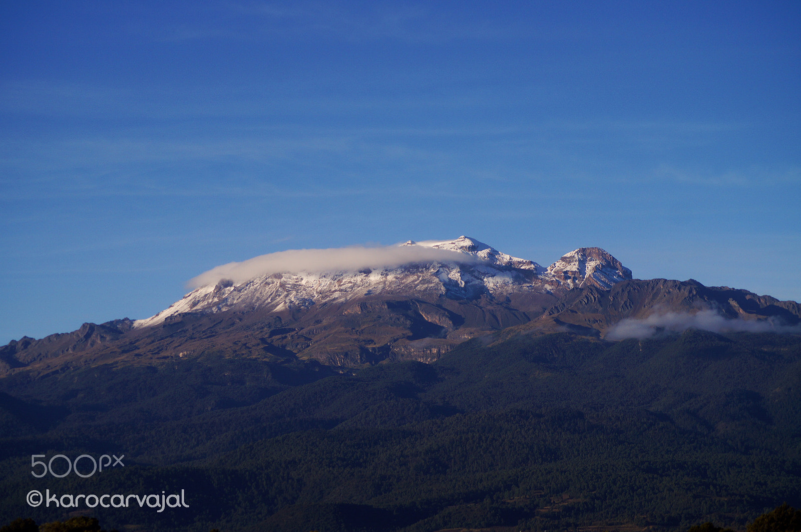 Sony SLT-A35 + Sony DT 55-200mm F4-5.6 SAM sample photo. Iztaccíhuatl "mujer dormida" photography