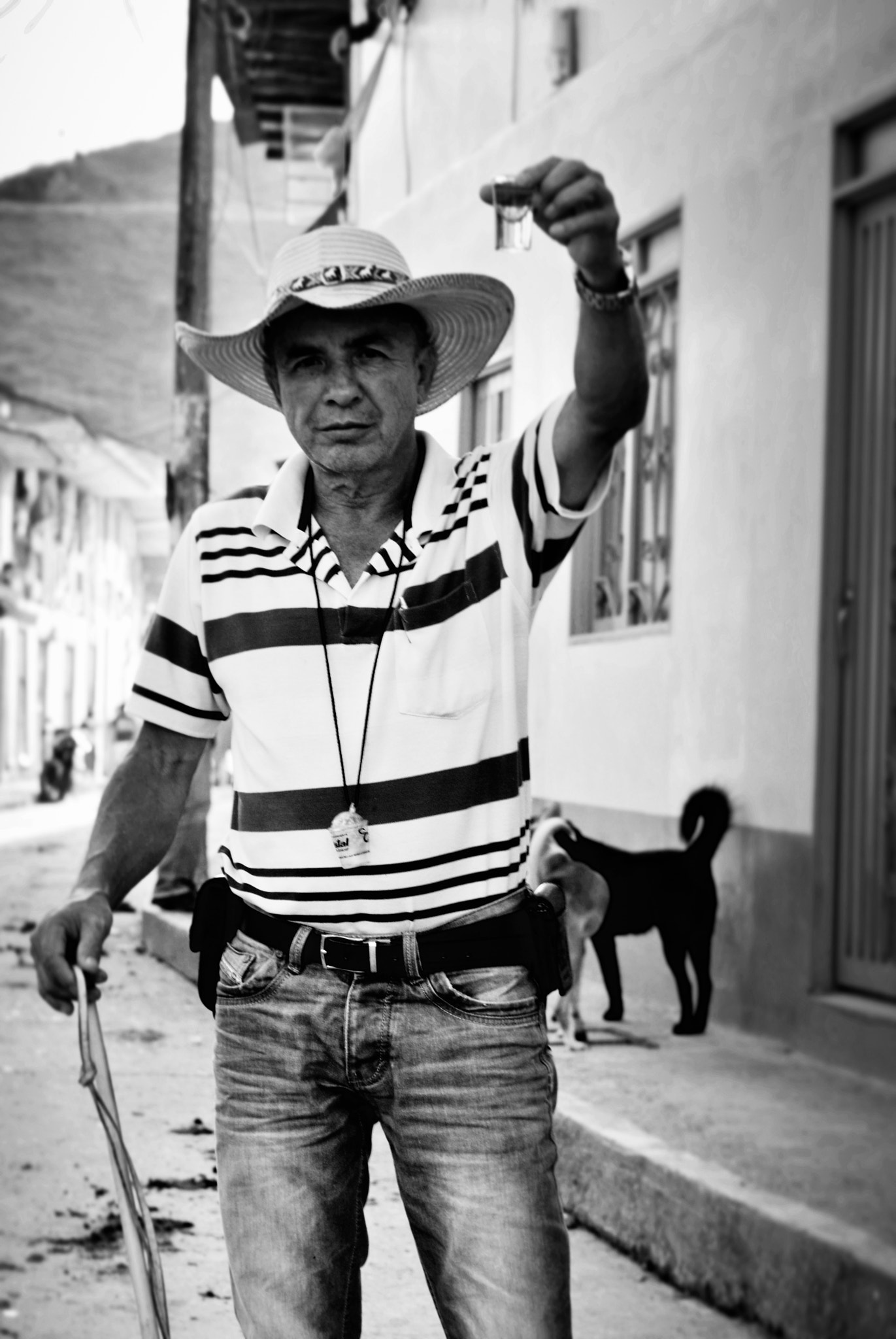 Nikon D3000 sample photo. Salud ! photography