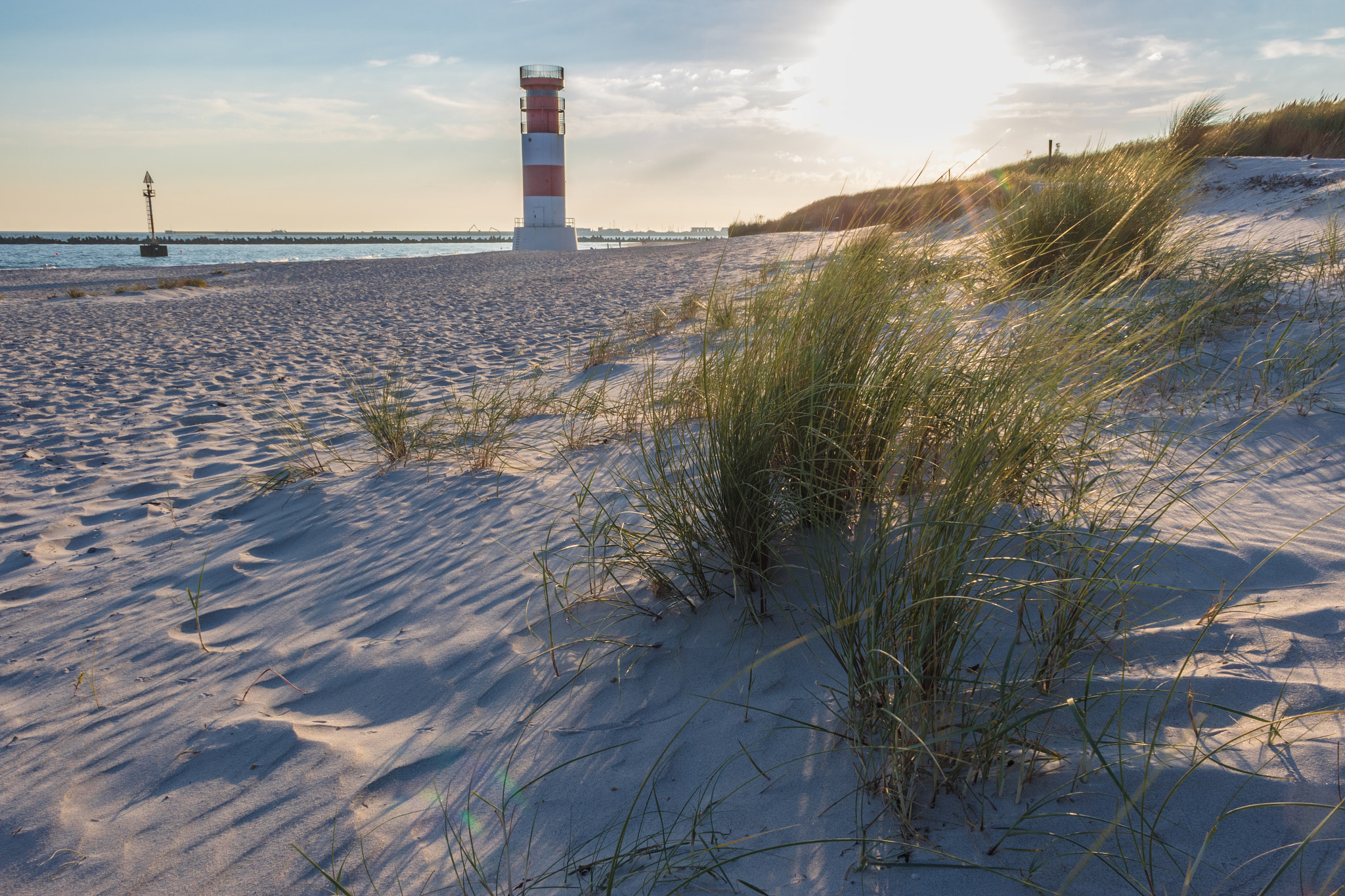 Canon EF-S 18-55mm F3.5-5.6 II sample photo. Lighthouse sunset photography