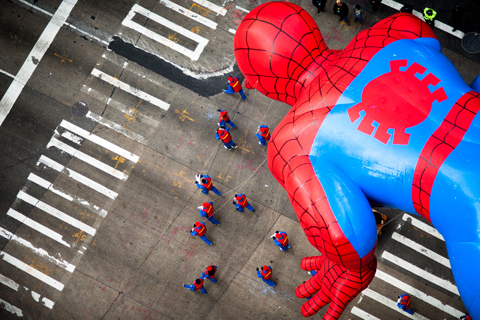 AF DC-Nikkor 135mm f/2D sample photo. Macy's thanksgiving day parade photography