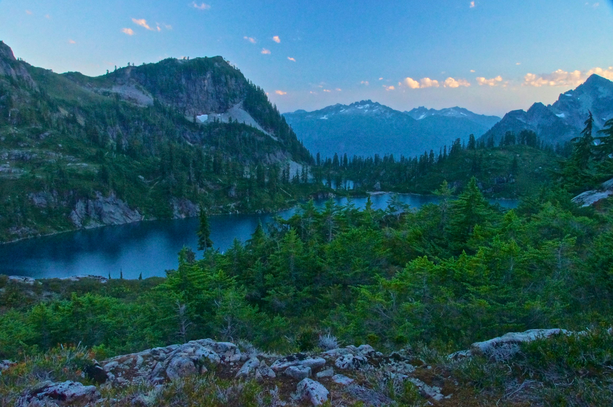 Sony DT 16-105mm F3.5-5.6 sample photo. View of twin lakes photography