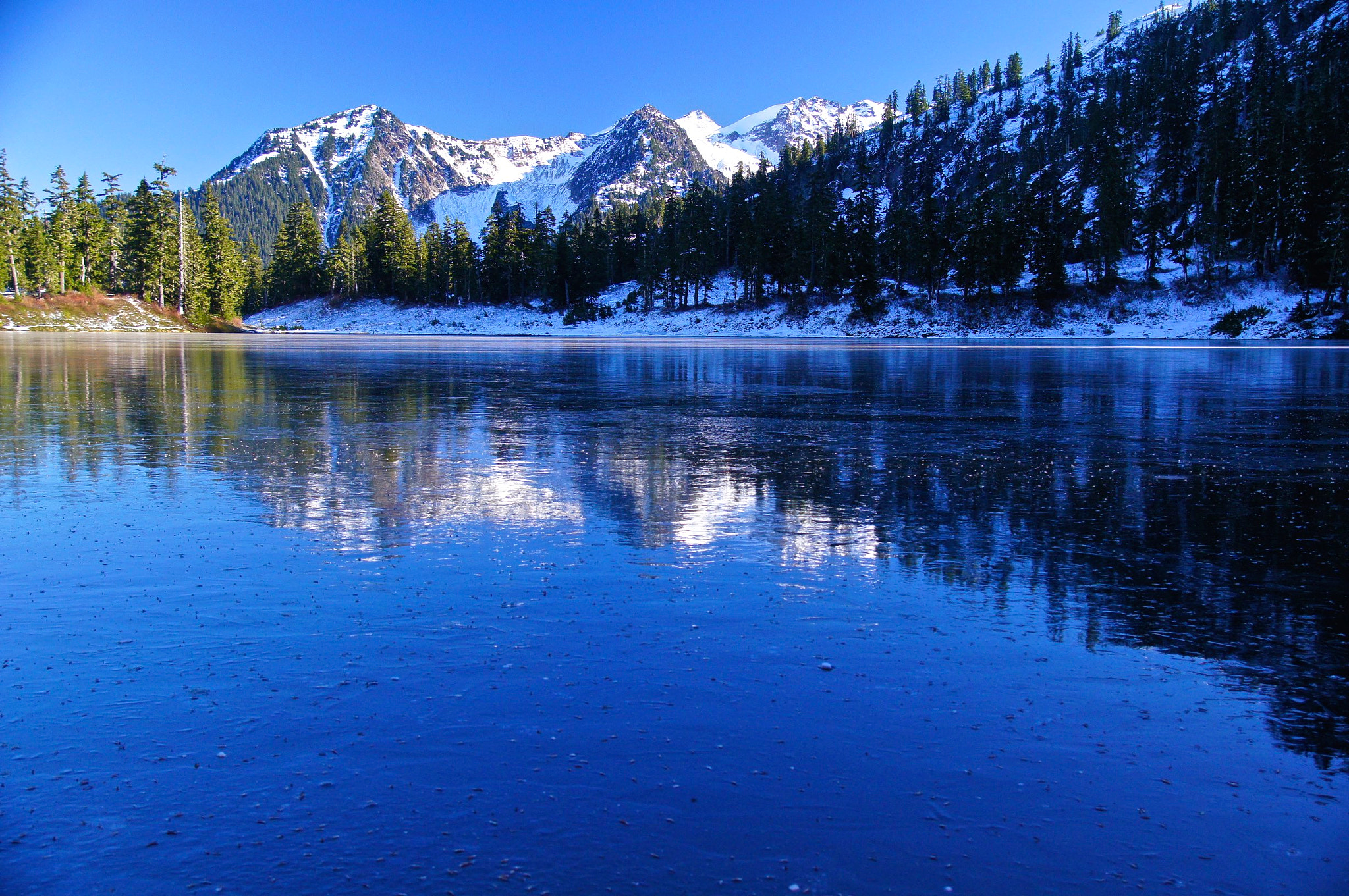 Sony SLT-A55 (SLT-A55V) sample photo. Watson lake, north cascades photography