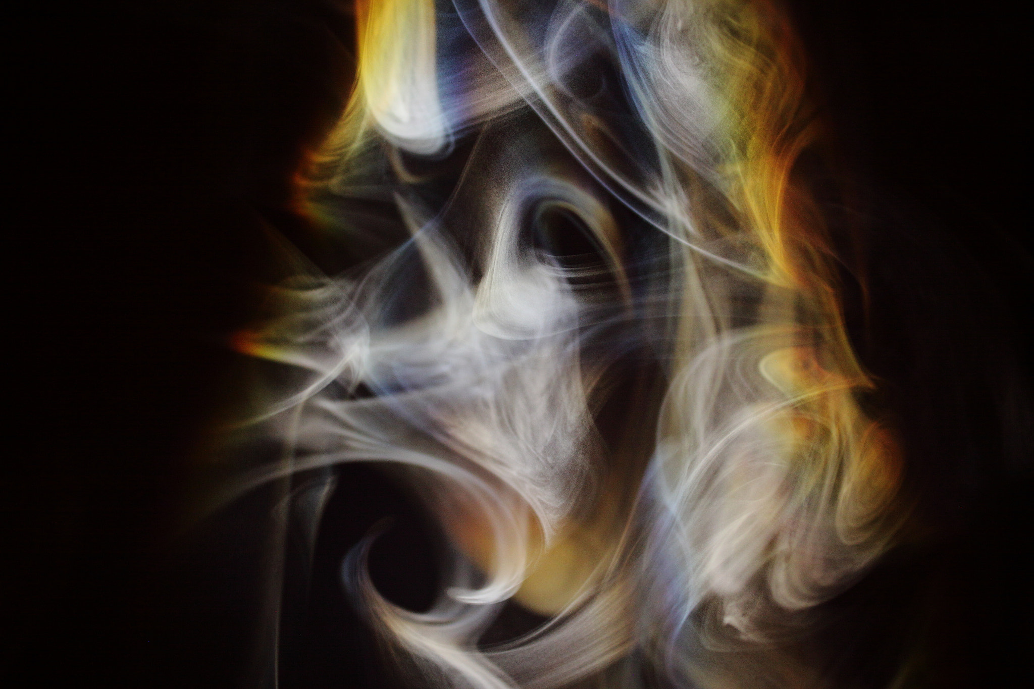 Canon EOS 50D + Canon EF-S 18-55mm F3.5-5.6 III sample photo. Overhead projector and smoke photography