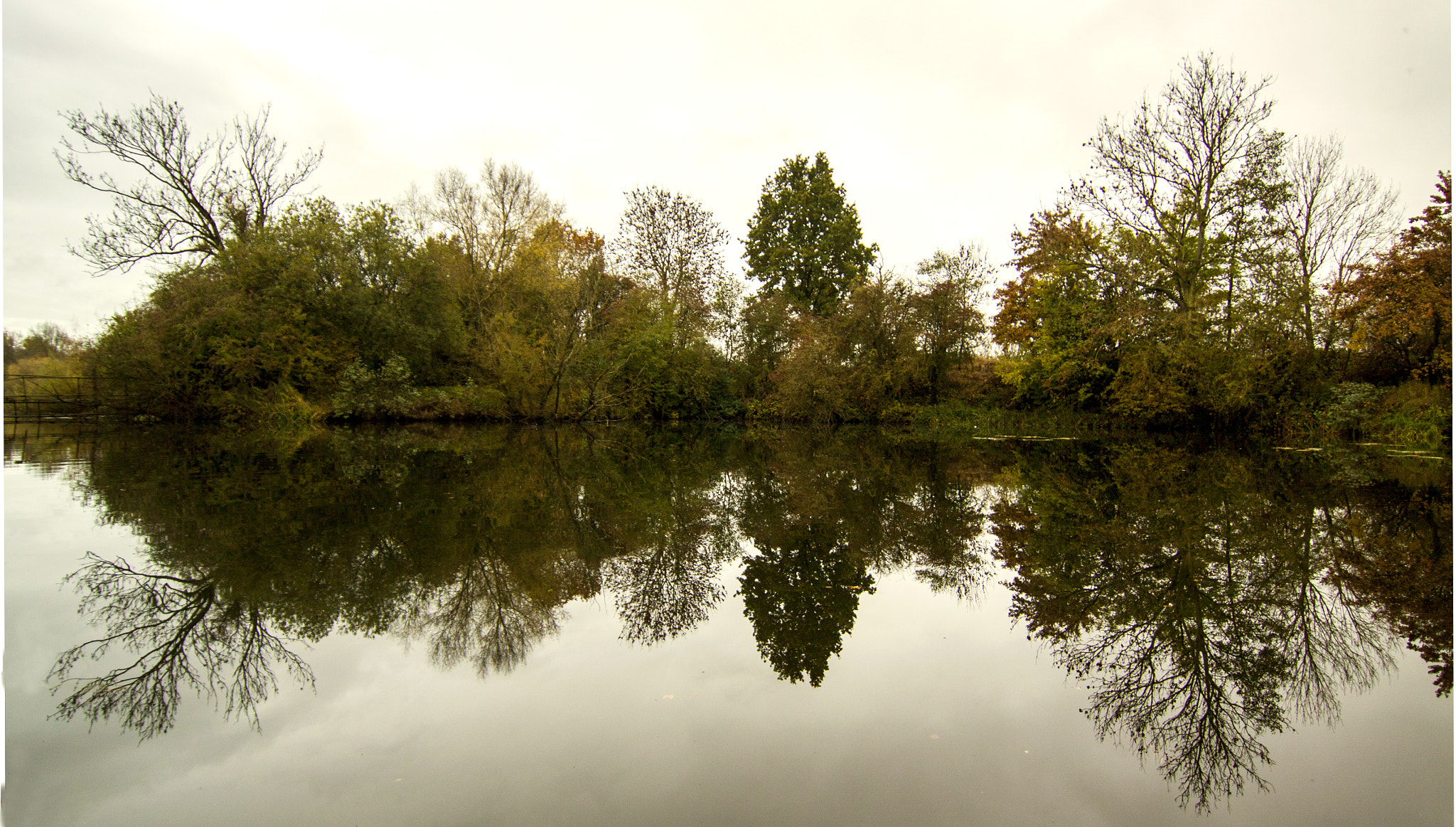 Canon EOS 50D sample photo. Mythe pool photography