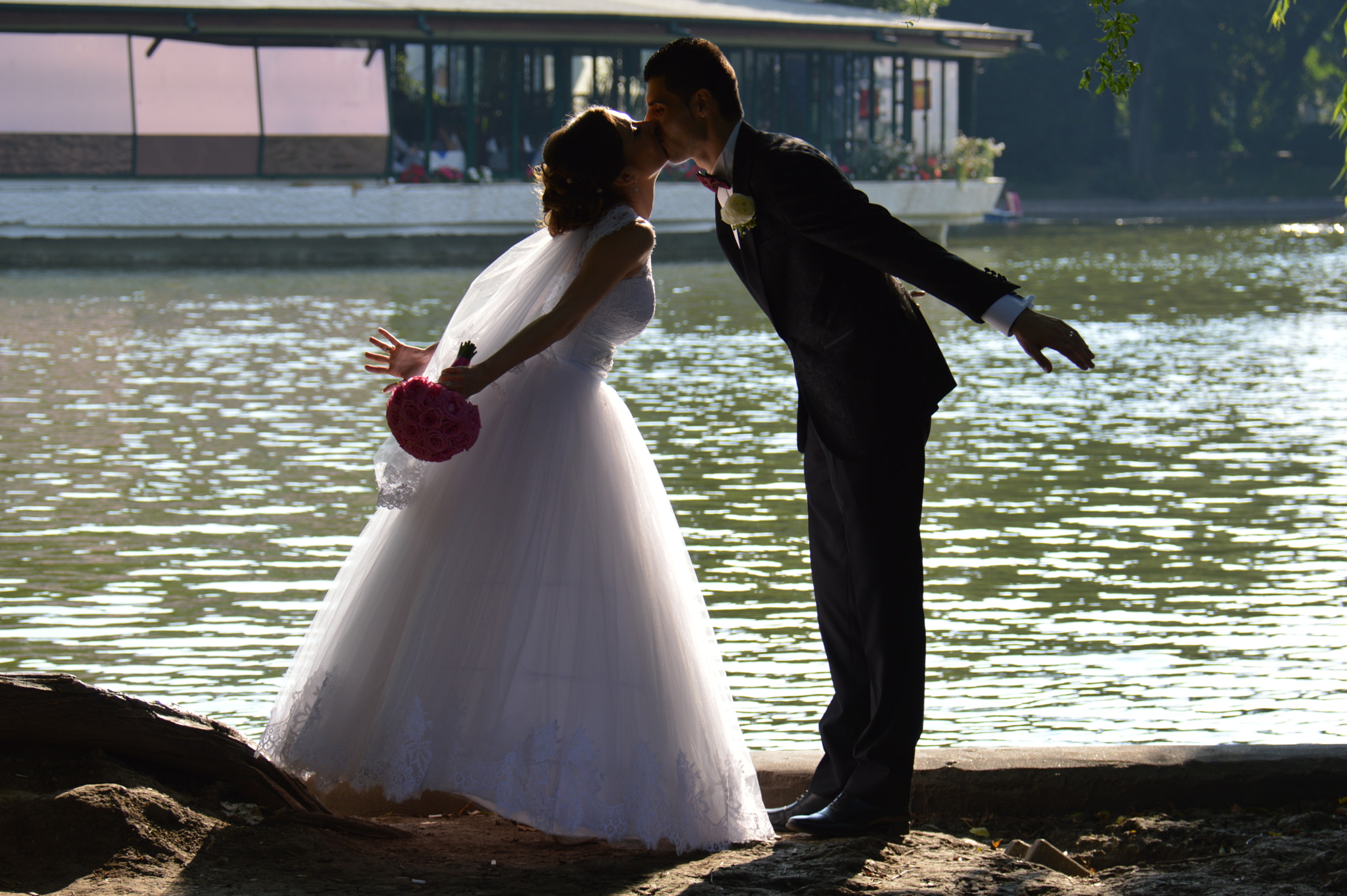 Nikon D3200 sample photo. Kiss photography