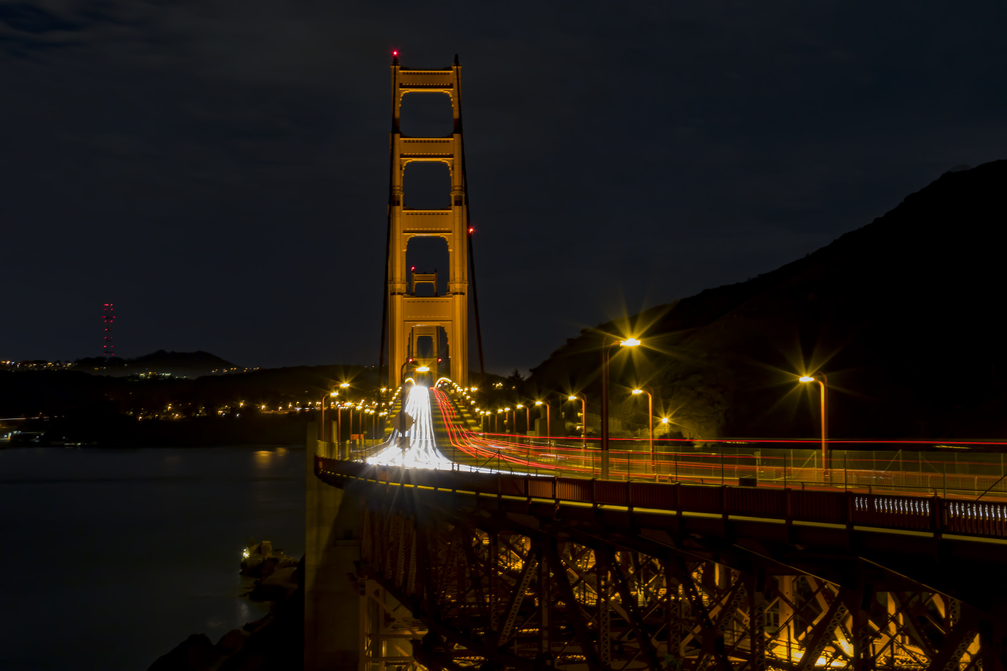Canon EOS 7D Mark II sample photo. Golden gate at midnight photography