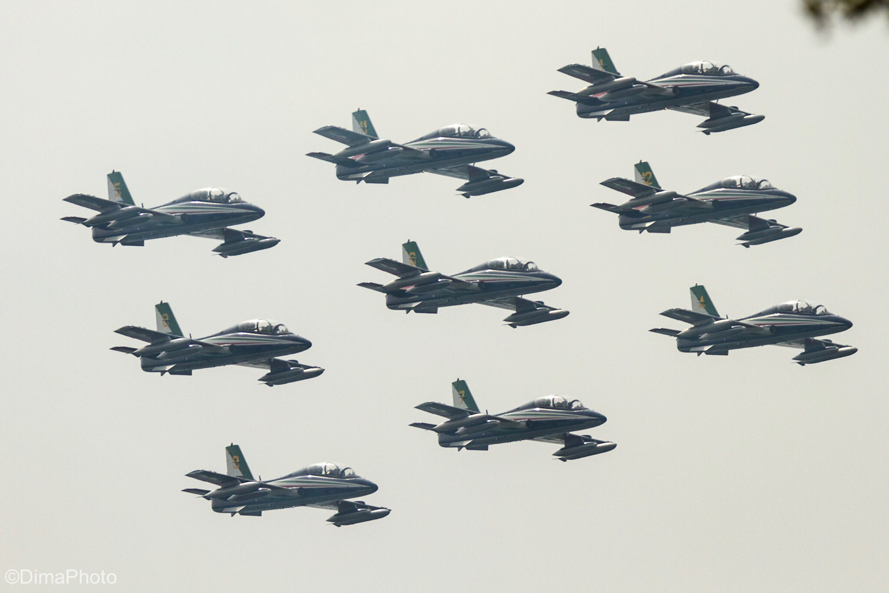 Canon EF 28-300mm F3.5-5.6L IS USM sample photo. Le frecce tricolori.  photography
