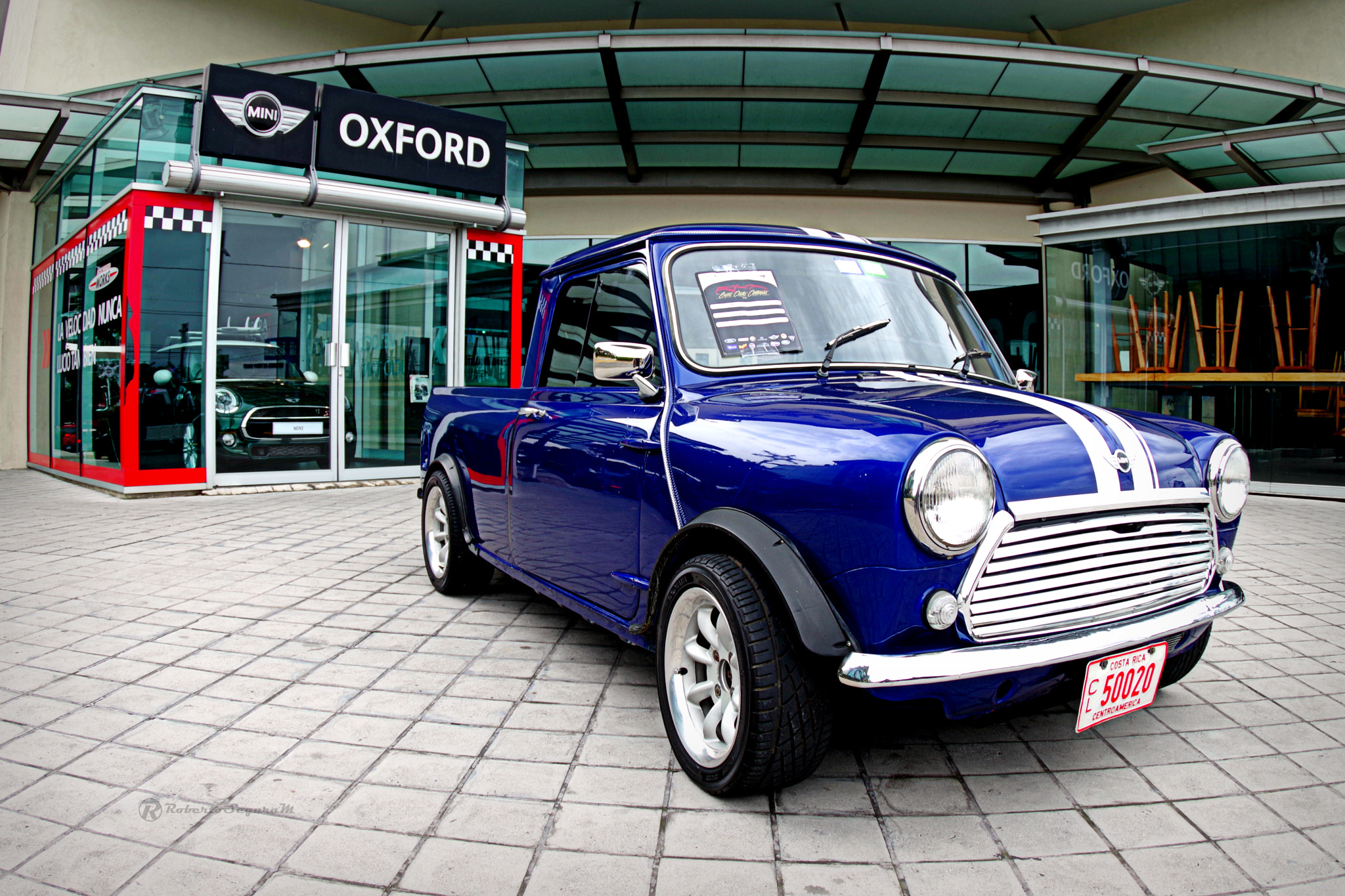 Pentax K-S2 sample photo. Mini pickup photography