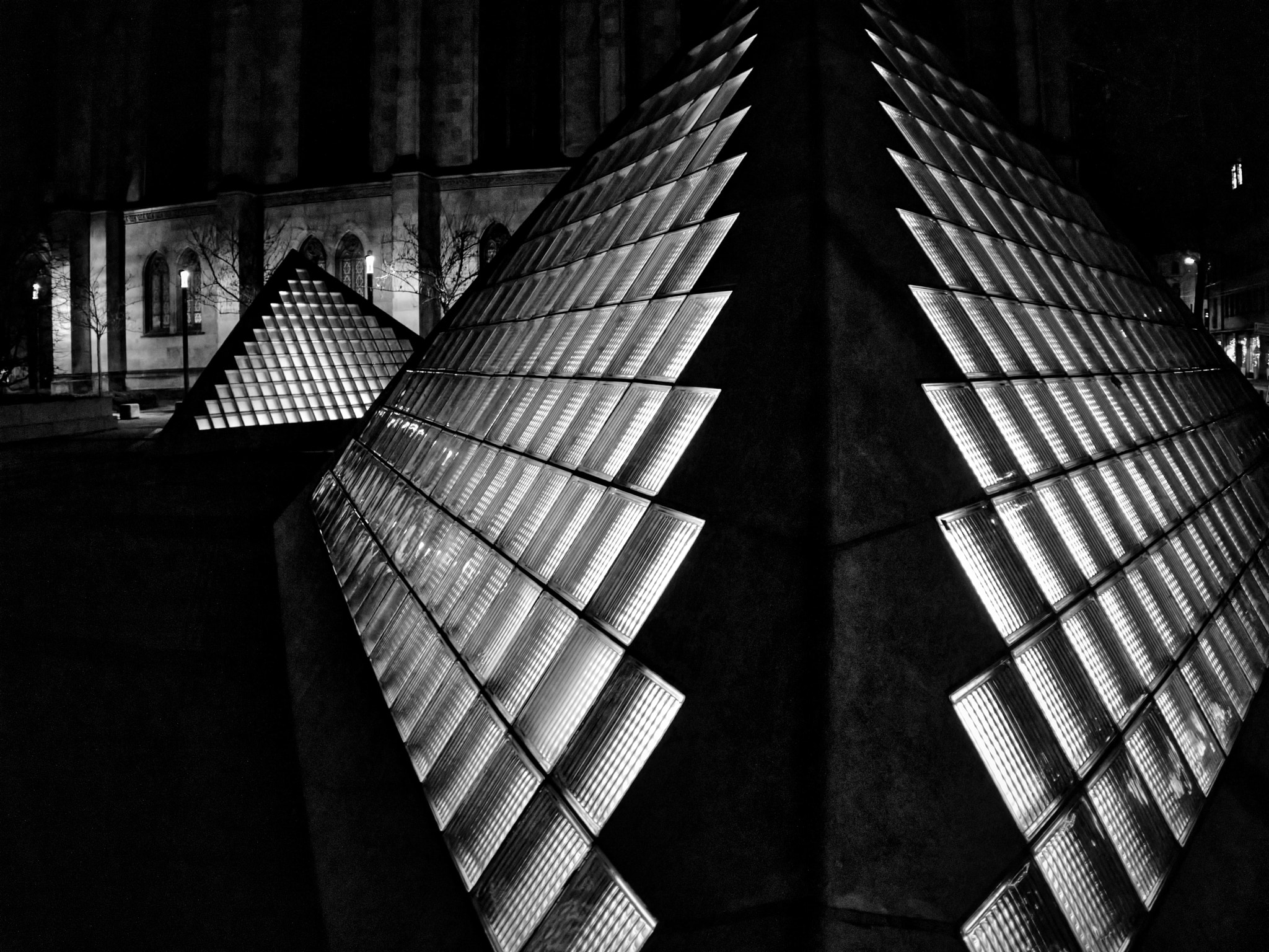 Leica C (Typ 112) sample photo. Light pyramids photography