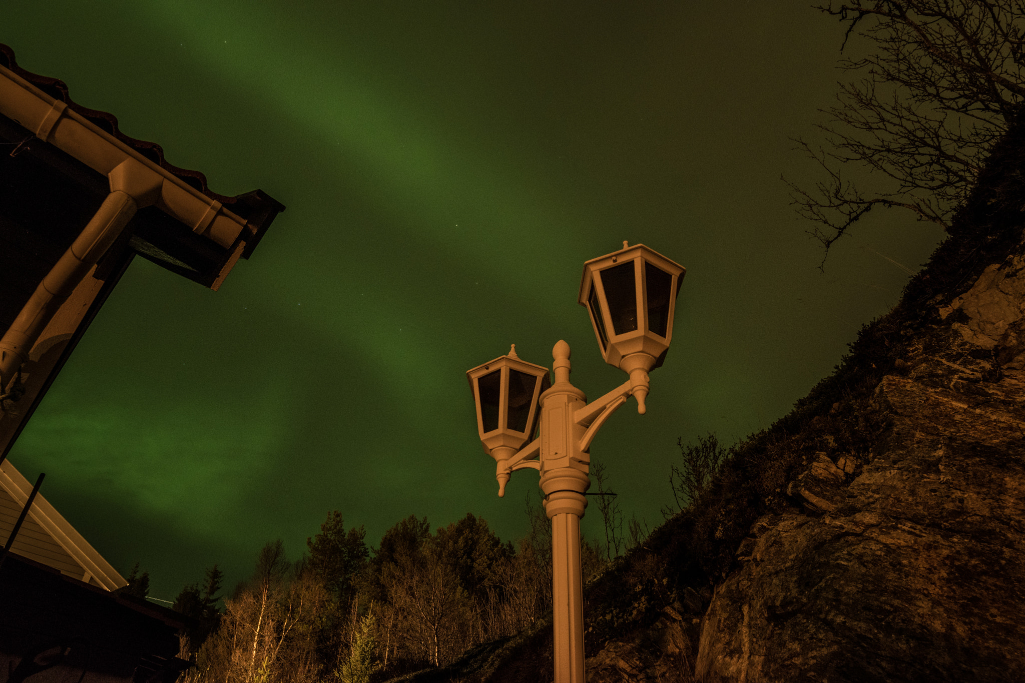 Samyang 14mm F2.8 ED AS IF UMC sample photo. Northern light photography