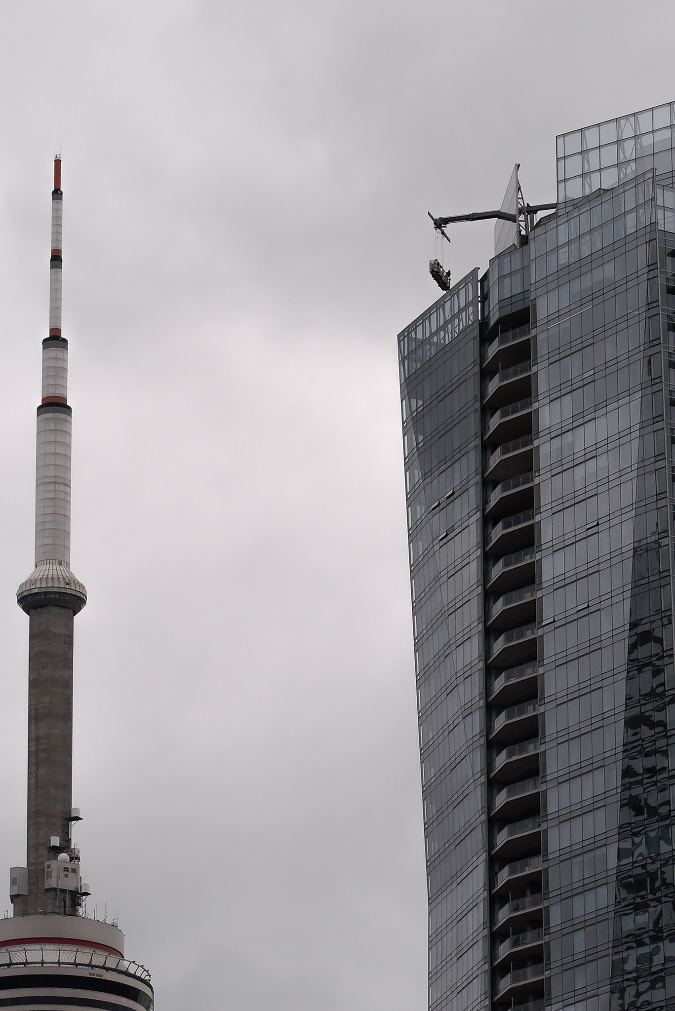 Tamron SP 70-200mm F2.8 Di VC USD sample photo. Working at heights photography