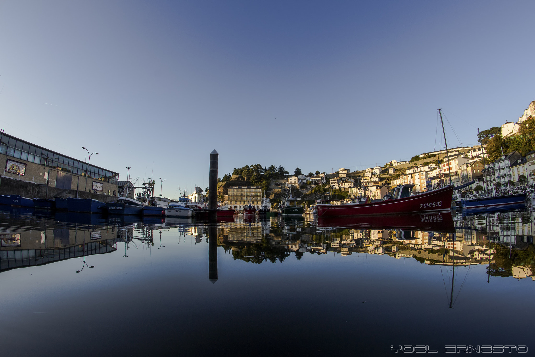 Canon EF 28-80mm f/3.5-5.6 sample photo. Puerto de luarca, asturias. photography