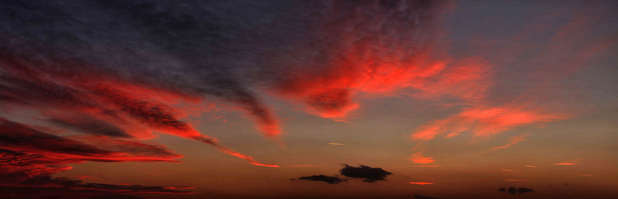Canon EF-S 55-250mm F4-5.6 IS STM sample photo. Red sky photography