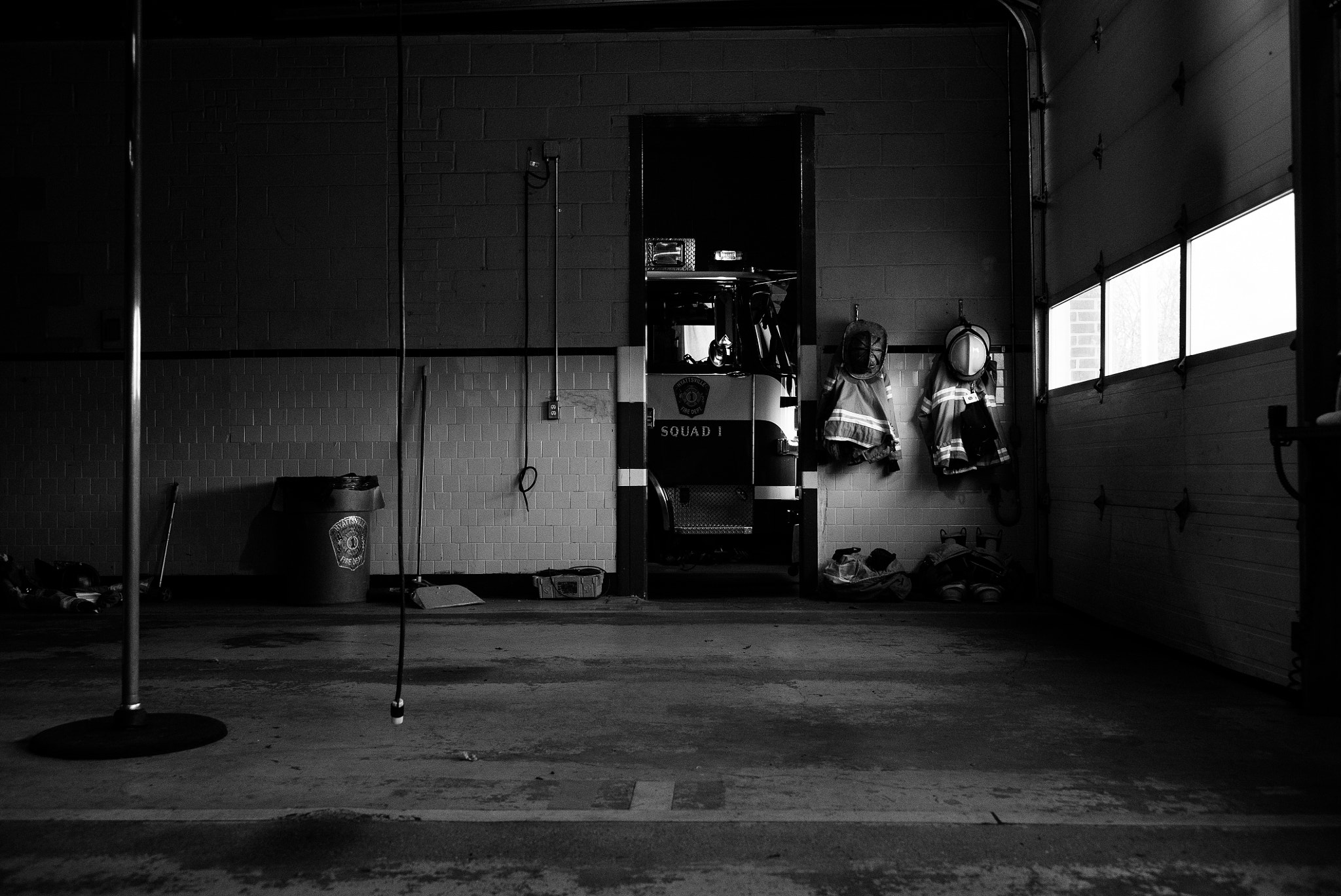 E 35mm F2 sample photo. Squad 1 photography