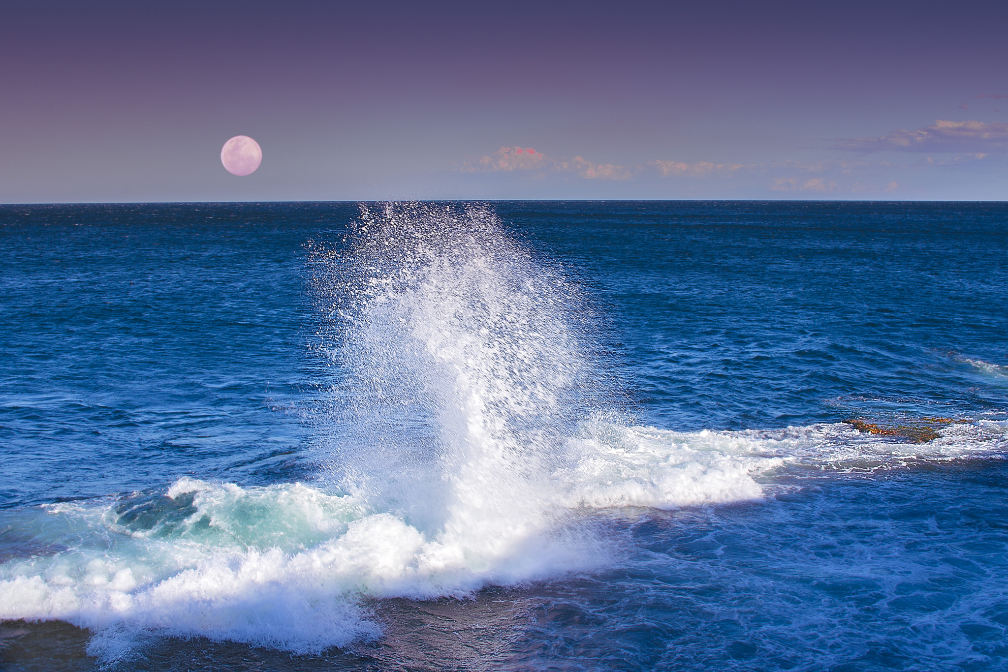 Nikon D7200 + Sigma 30mm F1.4 EX DC HSM sample photo. The sea photography