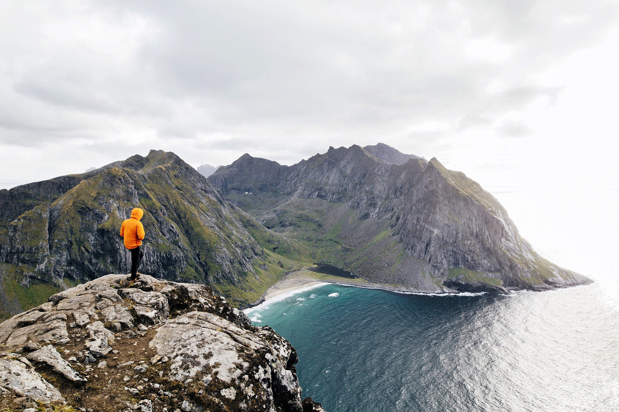 Canon EOS 6D + Sigma 20mm F1.4 DG HSM Art sample photo. Best view from this year. find my lightroom presets here: photography