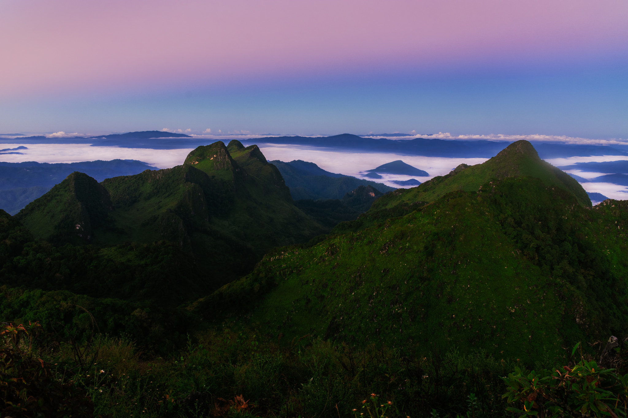 Sigma 17-70mm F2.8-4 DC Macro OS HSM | C sample photo. Mountain mist in sunrise. photography