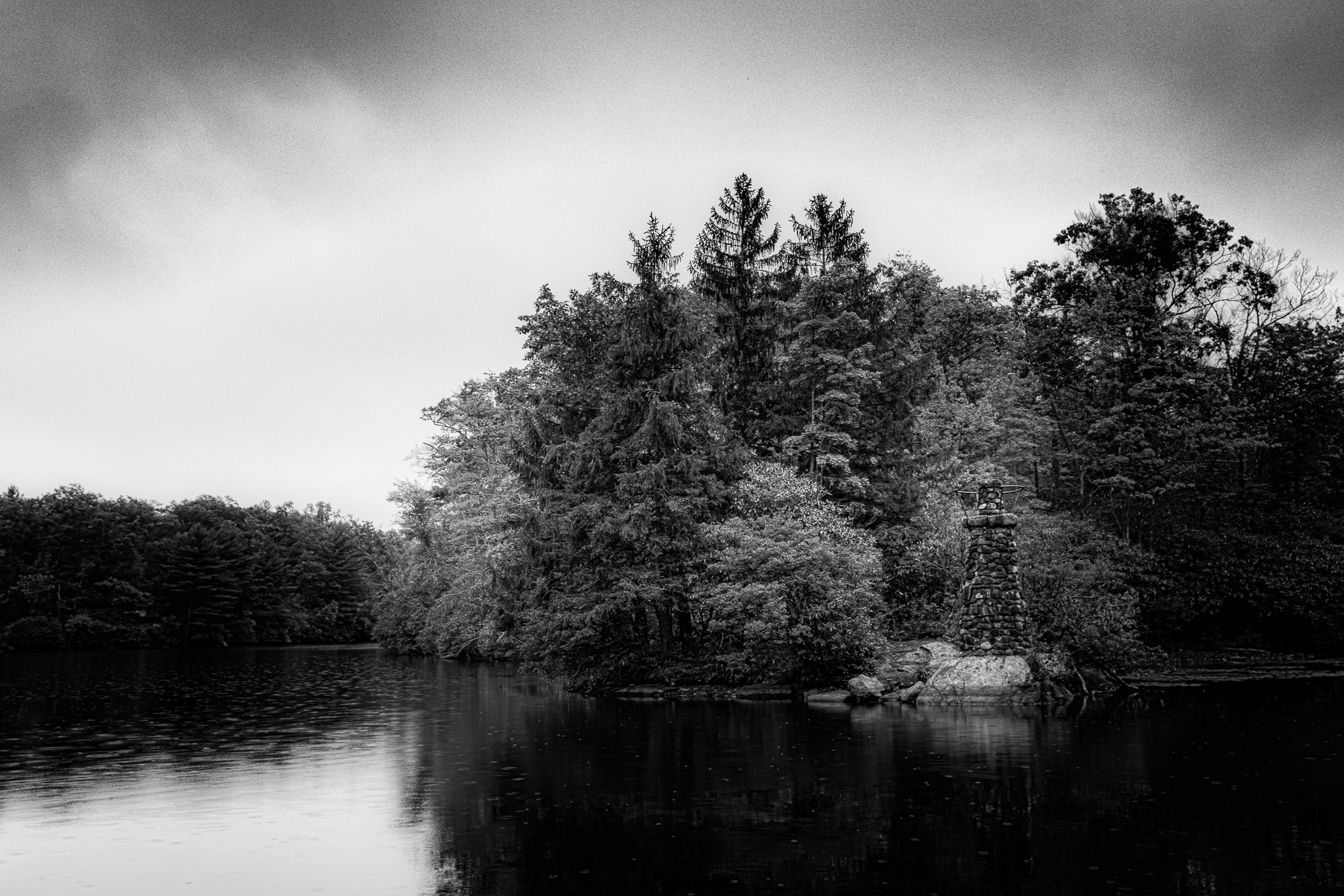 Nikon AF-S Nikkor 24-120mm F4G ED VR sample photo. B&w lake photography