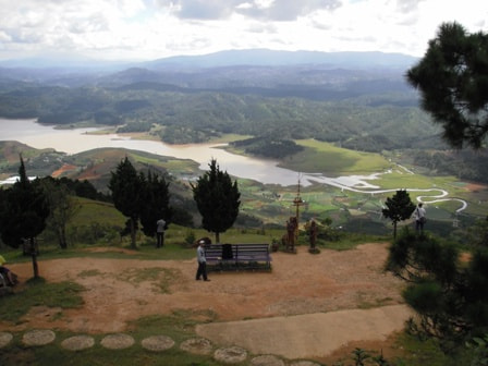 Olympus u550WP,S550WP sample photo. Da lat travel photography