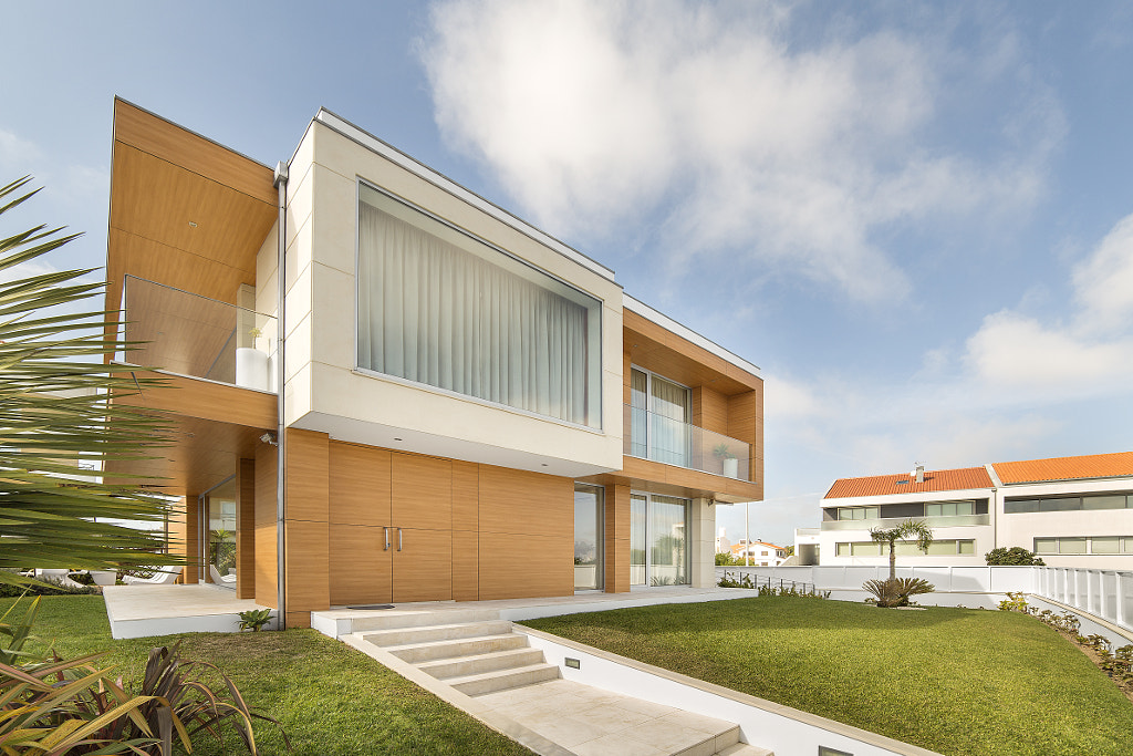 Praia da Barra House by Luis Melo / 500px
