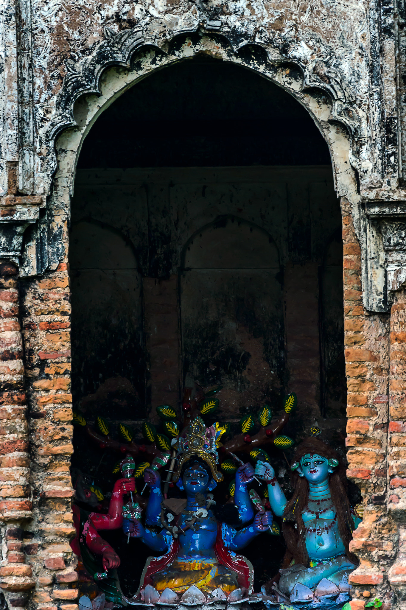 Nikon D4 sample photo. Abandoned gods ... photography