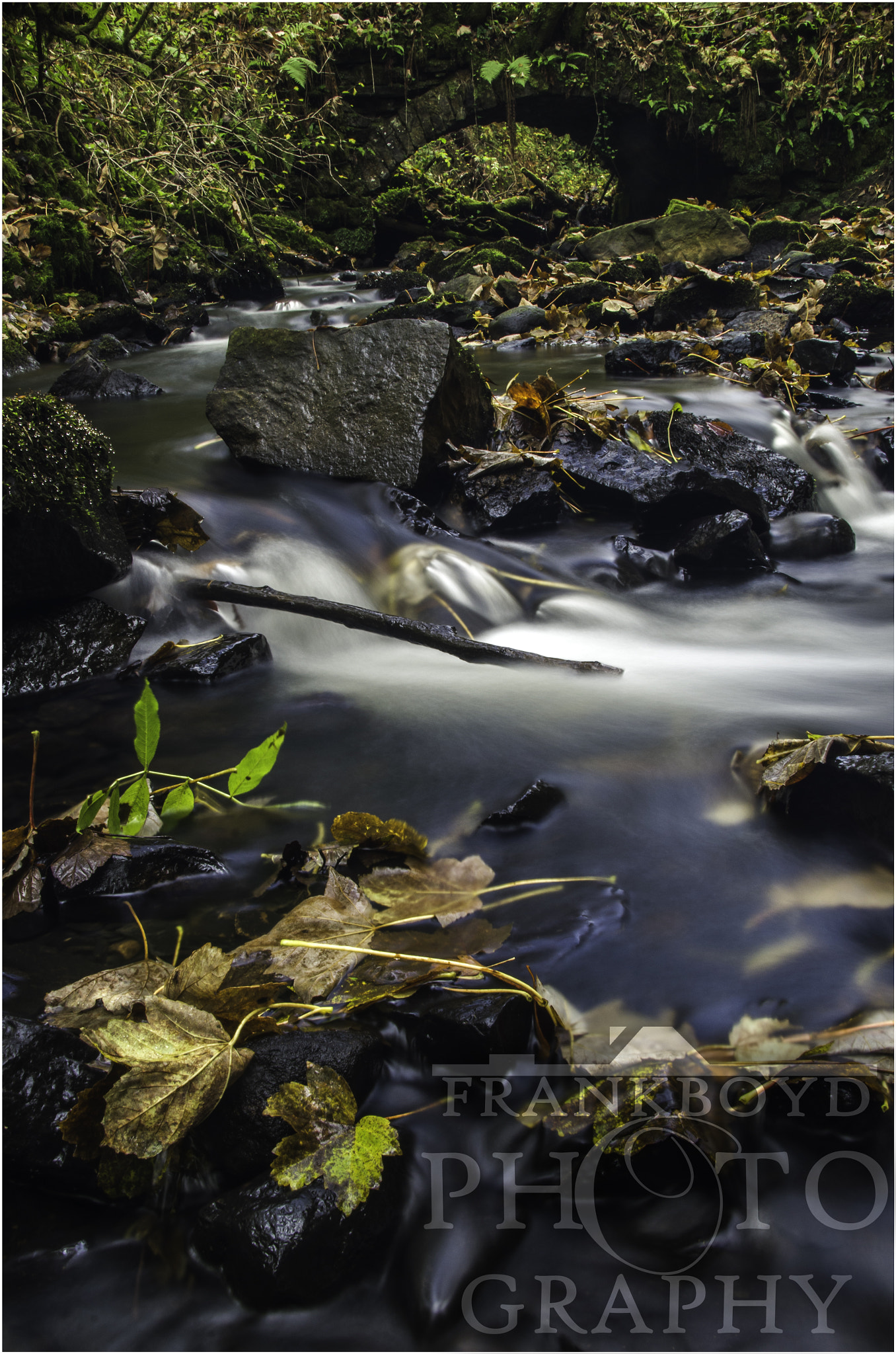 Sigma 28-300mm F3.5-6.3 DG Macro sample photo. Milky water under the bridge. photography
