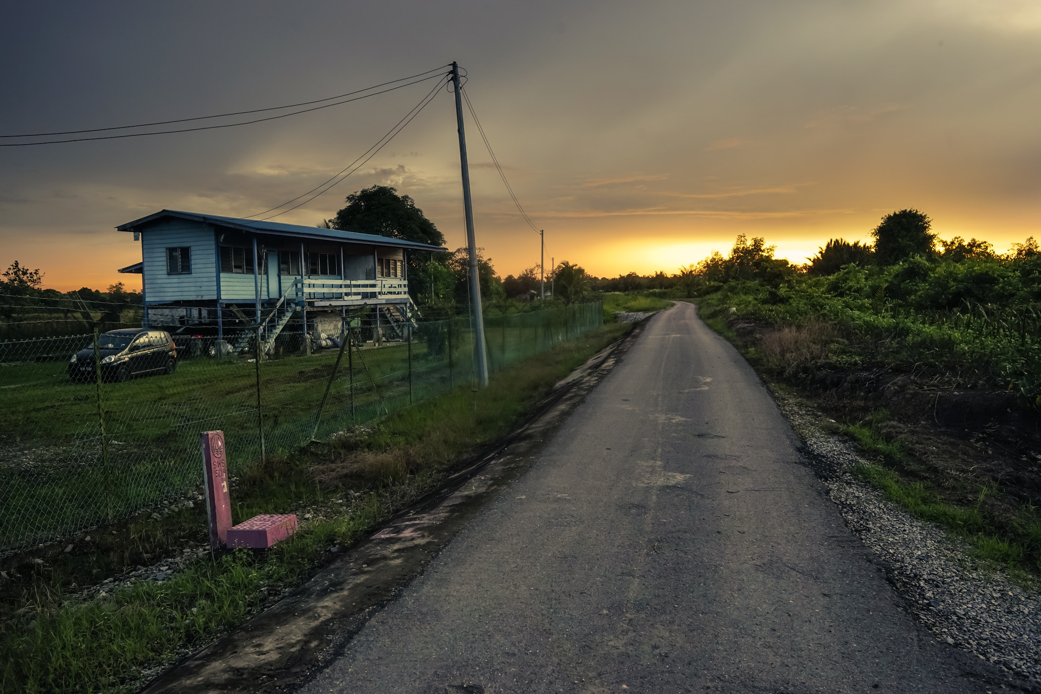 Sony a7 II sample photo. Fading light away from the city photography