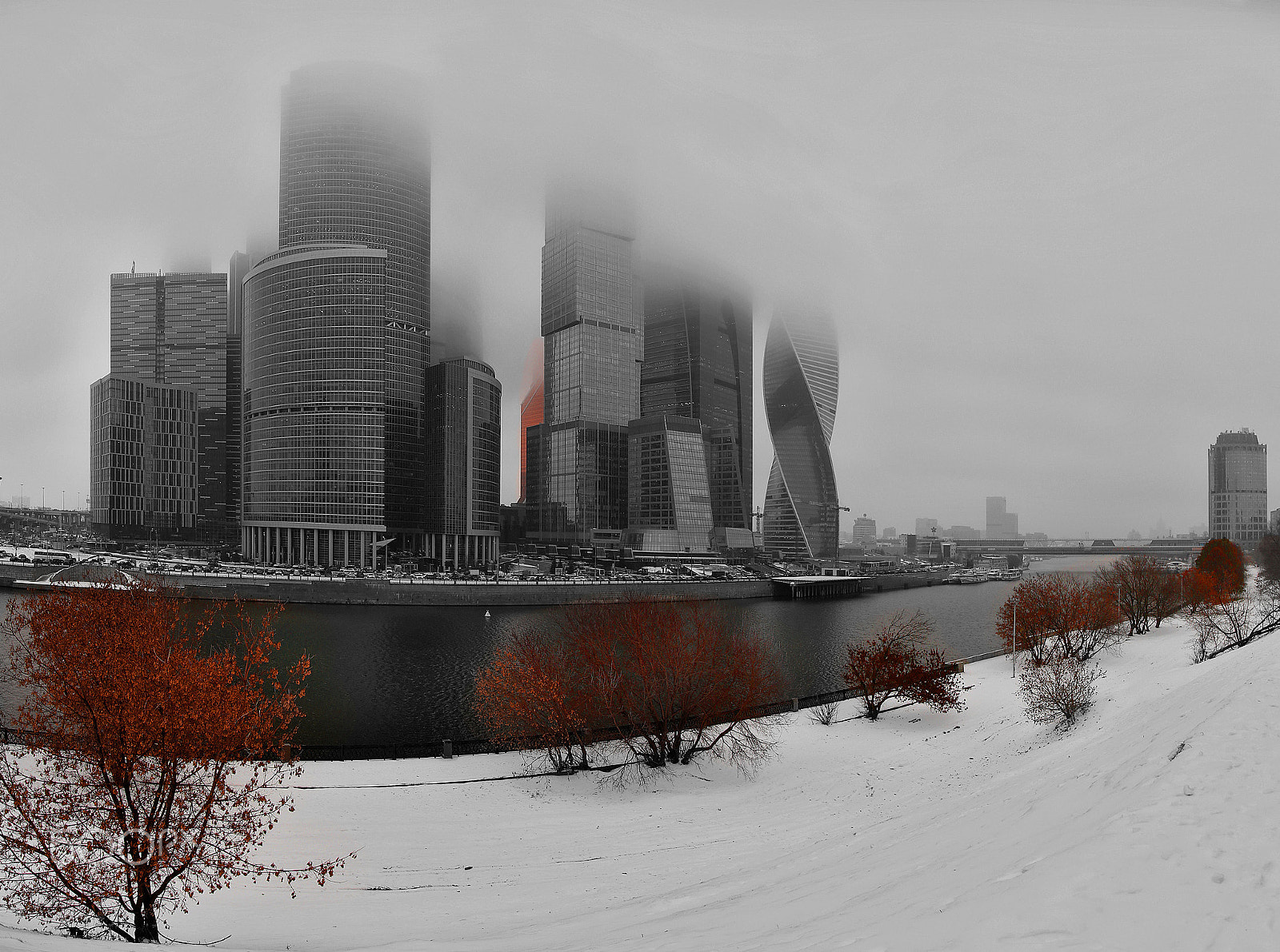 Sigma 20mm EX f/1.8 sample photo. ...foggy city. photography