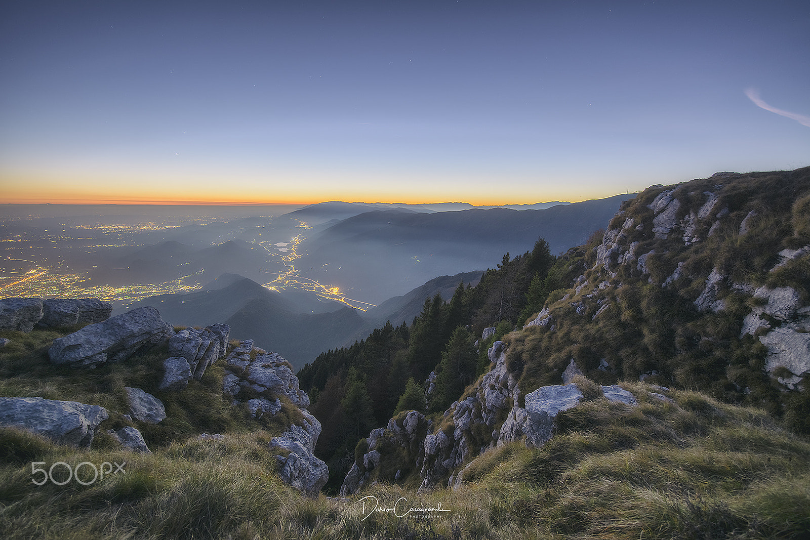 Samyang 14mm F2.8 ED AS IF UMC sample photo. Blue hour photography