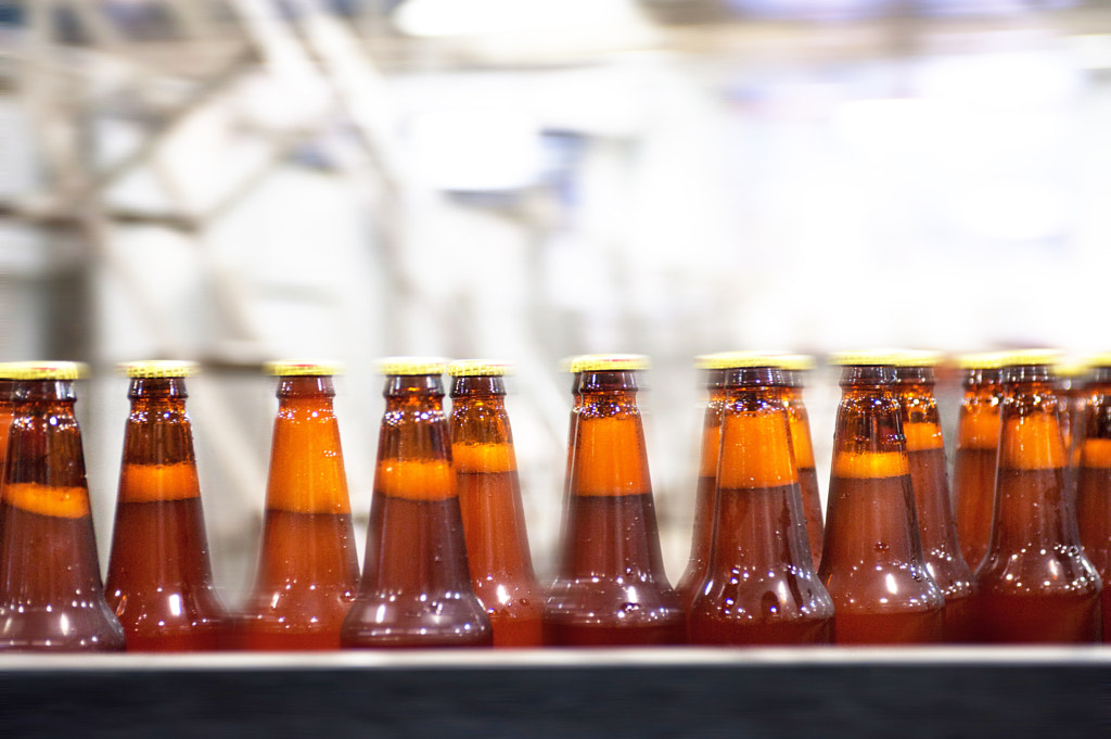 Beer conveyor by Ruslan Olinchuk on 500px.com