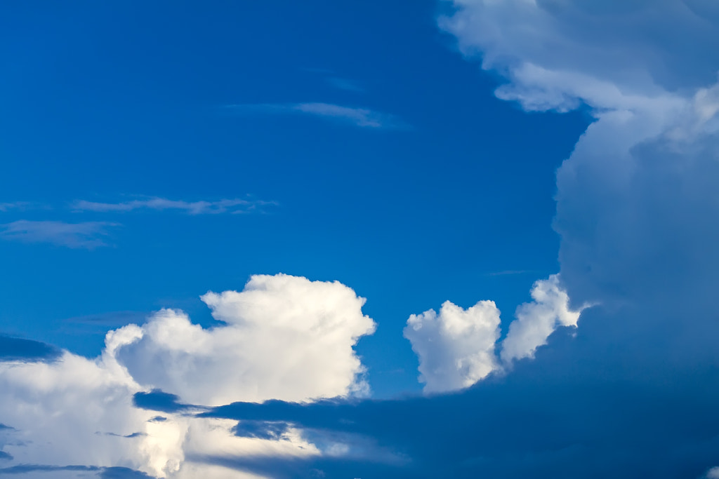 clouds in the blue sky, автор — Nick Patrin на 500px.com