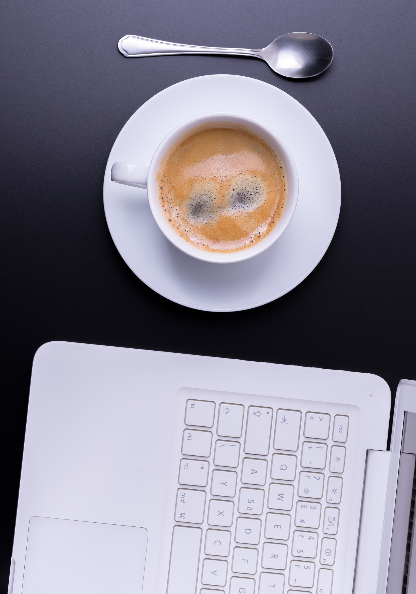 v2?sig=8e840b3e7ff69101acc20c9d78cd42c6f649d7d98e8723840471e49cdb5b6266