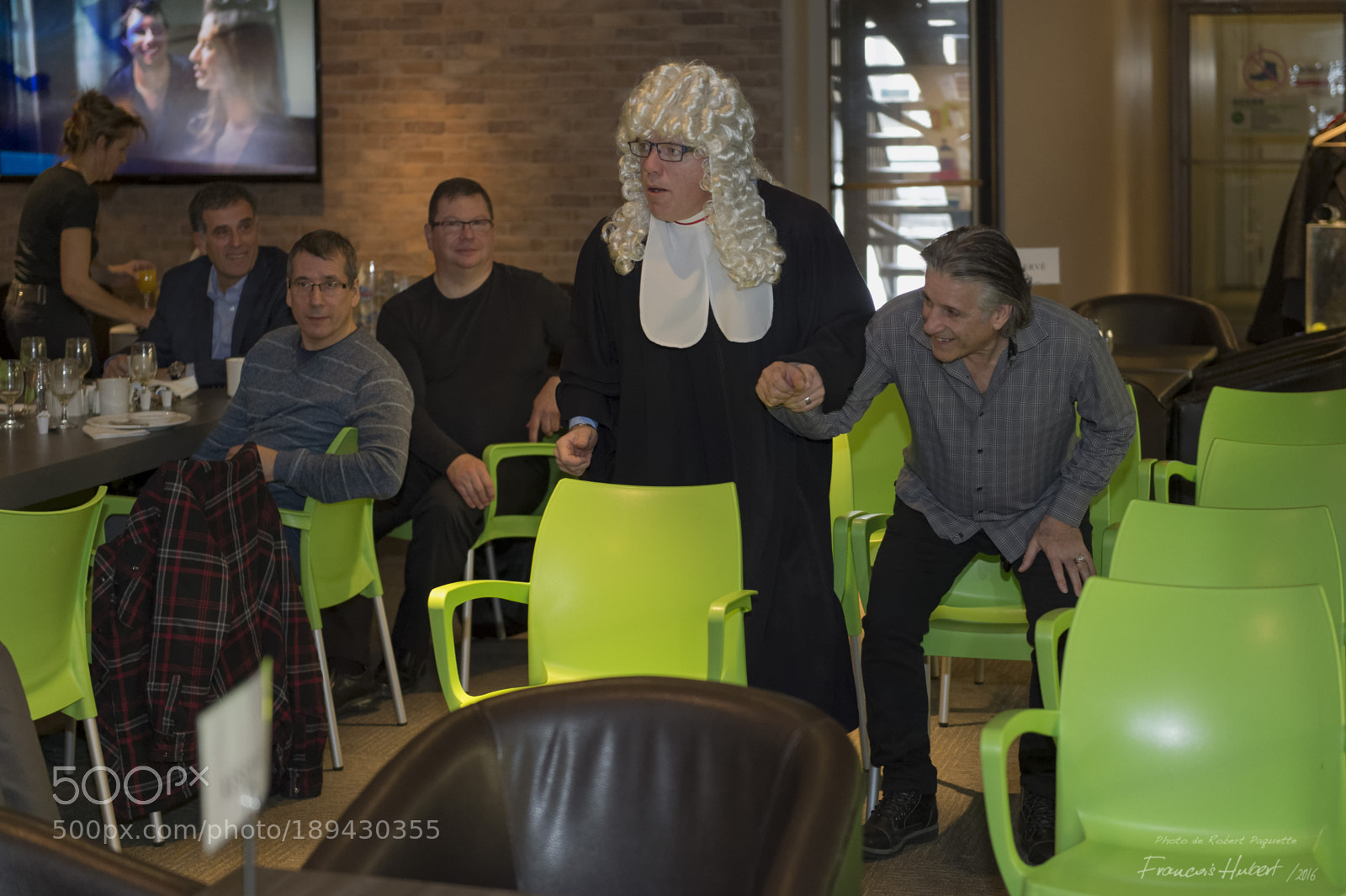Nikon D4 sample photo. Brunch les boys photography