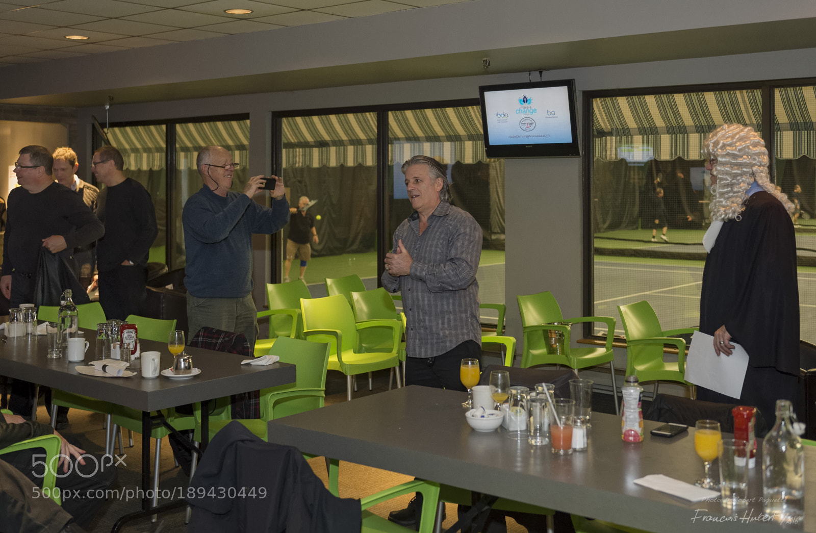 Nikon D4 sample photo. Brunch les boys photography