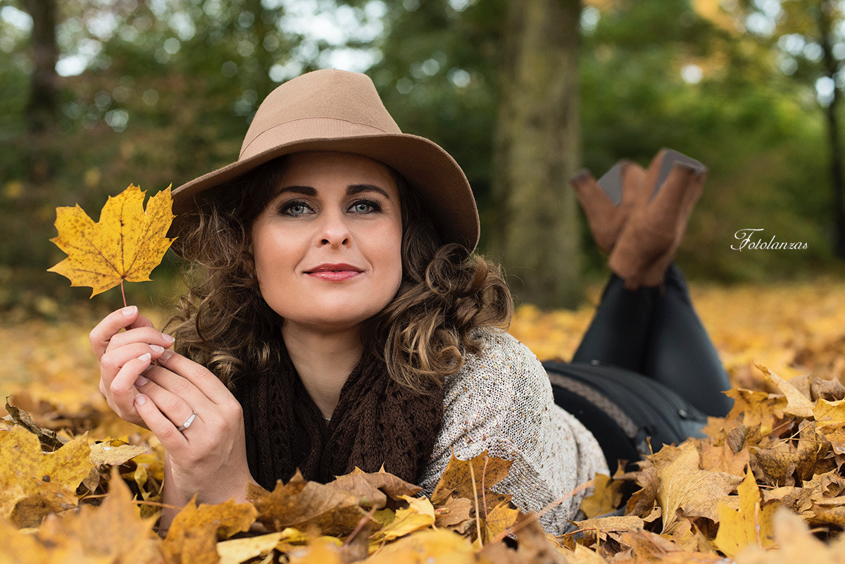 Nikon D810 + Nikon AF Nikkor 50mm F1.4D sample photo. Nana autumn shoot photography