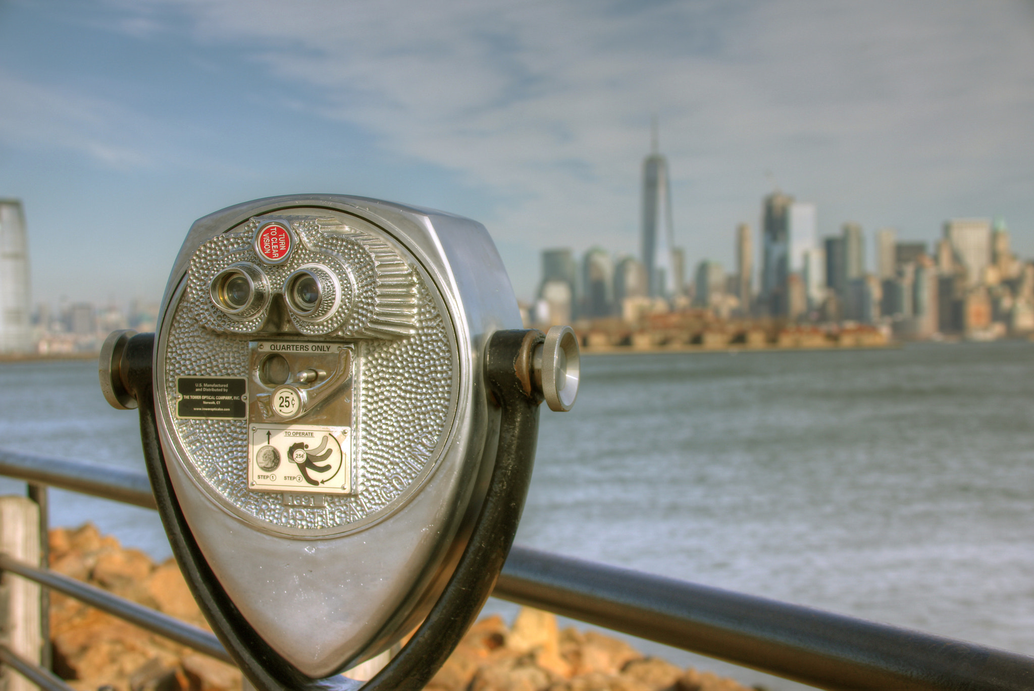 Canon EOS 60D + Canon EF 75-300mm F4.0-5.6 IS USM sample photo. Liberty state park photography