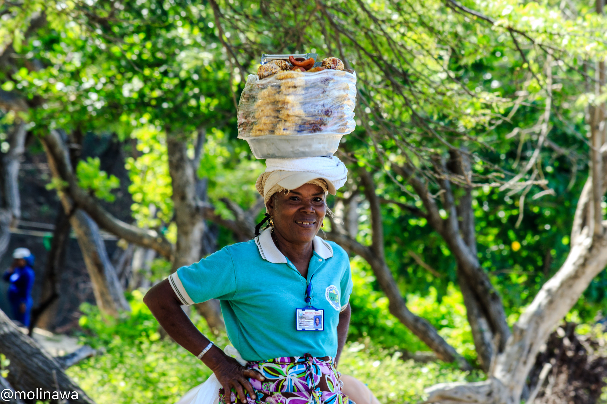 Canon EF 70-300mm F4-5.6 IS USM sample photo. La palenquera photography