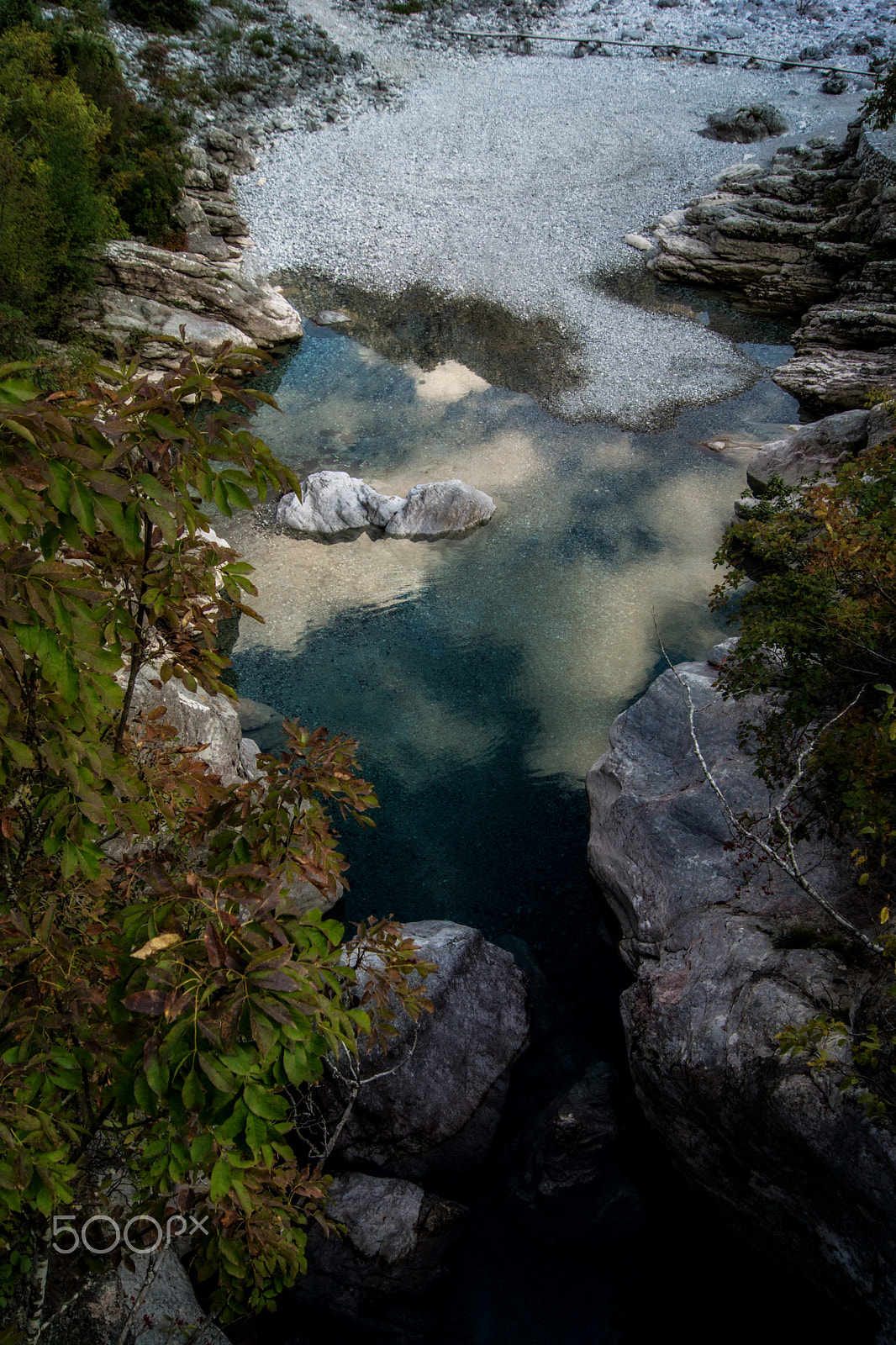 Sony SLT-A77 + Sony DT 18-55mm F3.5-5.6 SAM sample photo. Schlucht photography