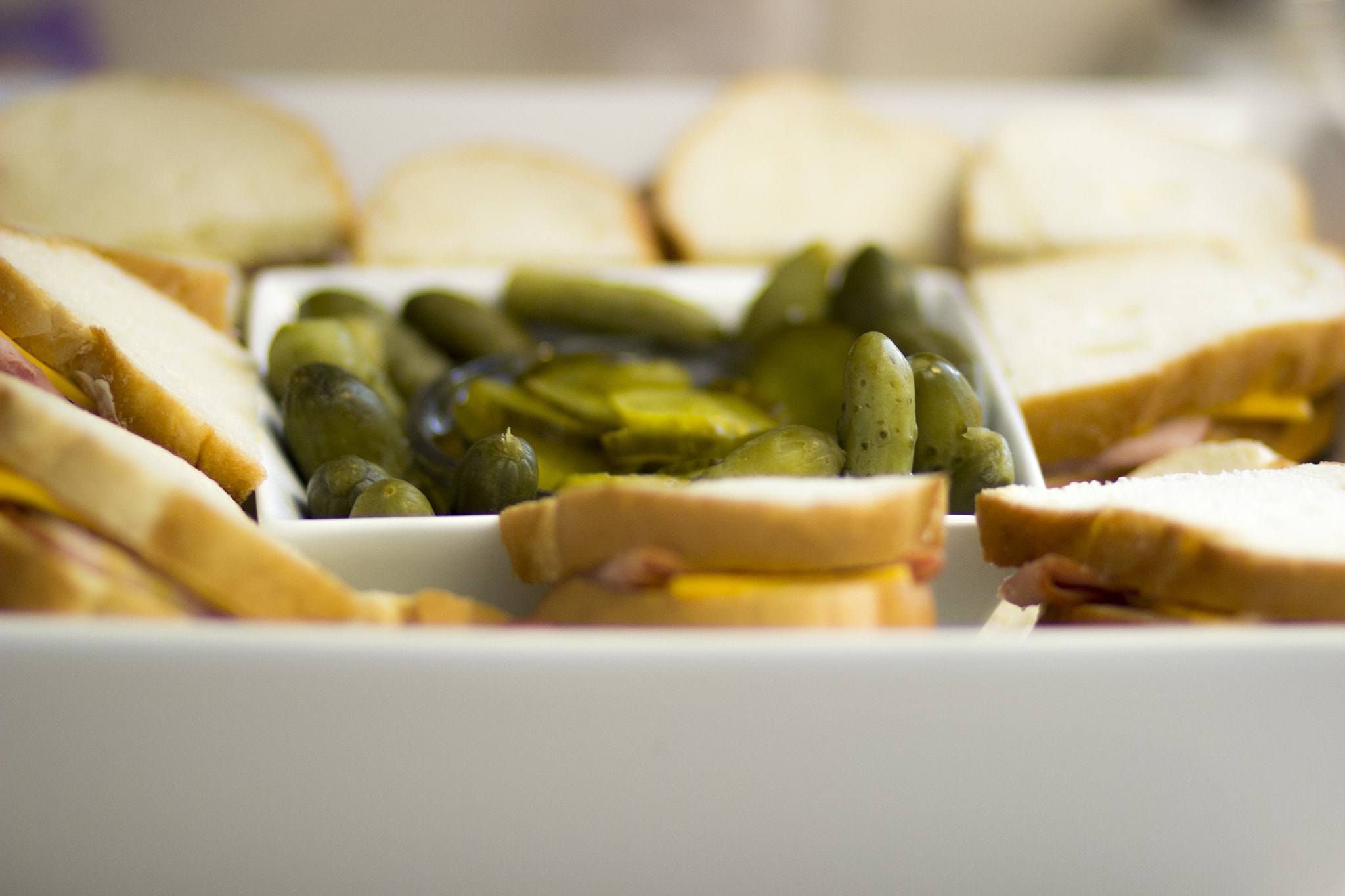 Canon EF 85mm F1.8 USM sample photo. A light snack photography
