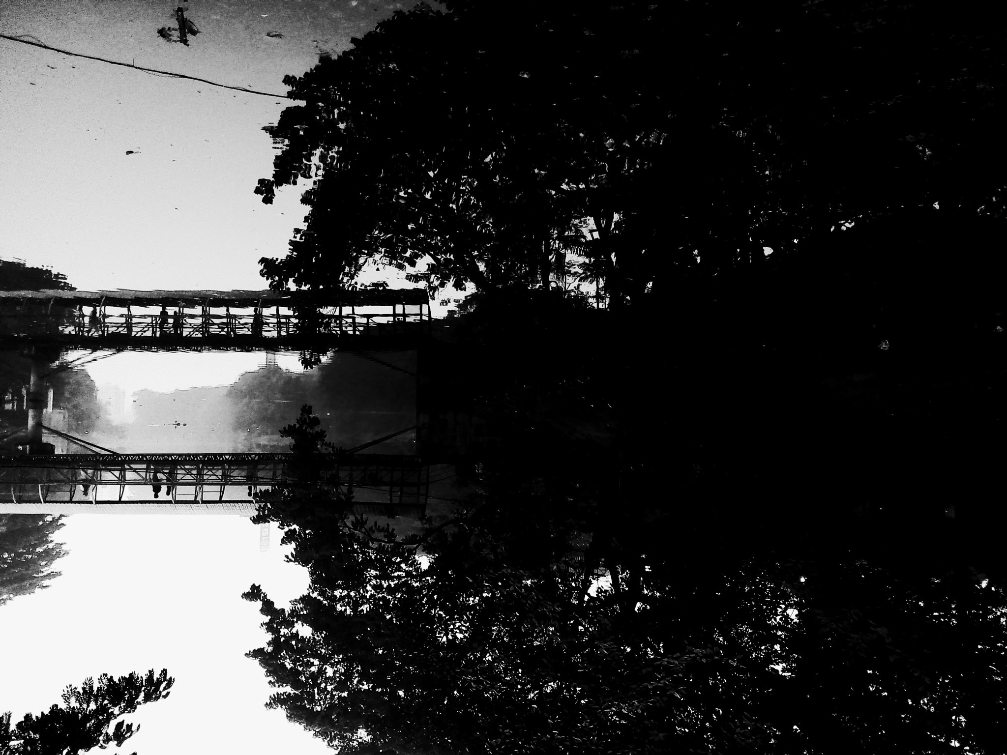 Symphony i10 sample photo. Reflection  photography