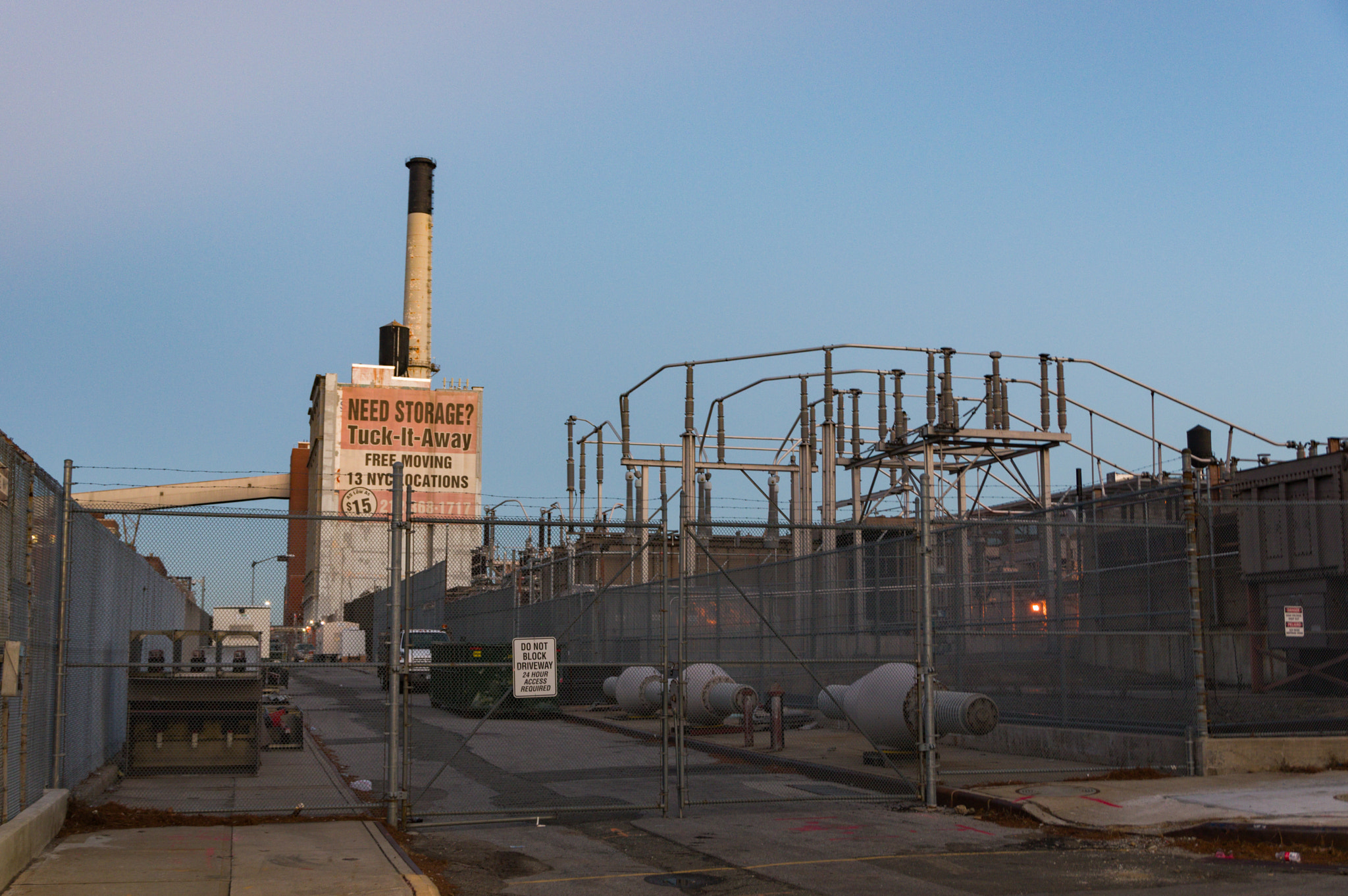 Pentax K-3 II sample photo. Brooklyn storage photography