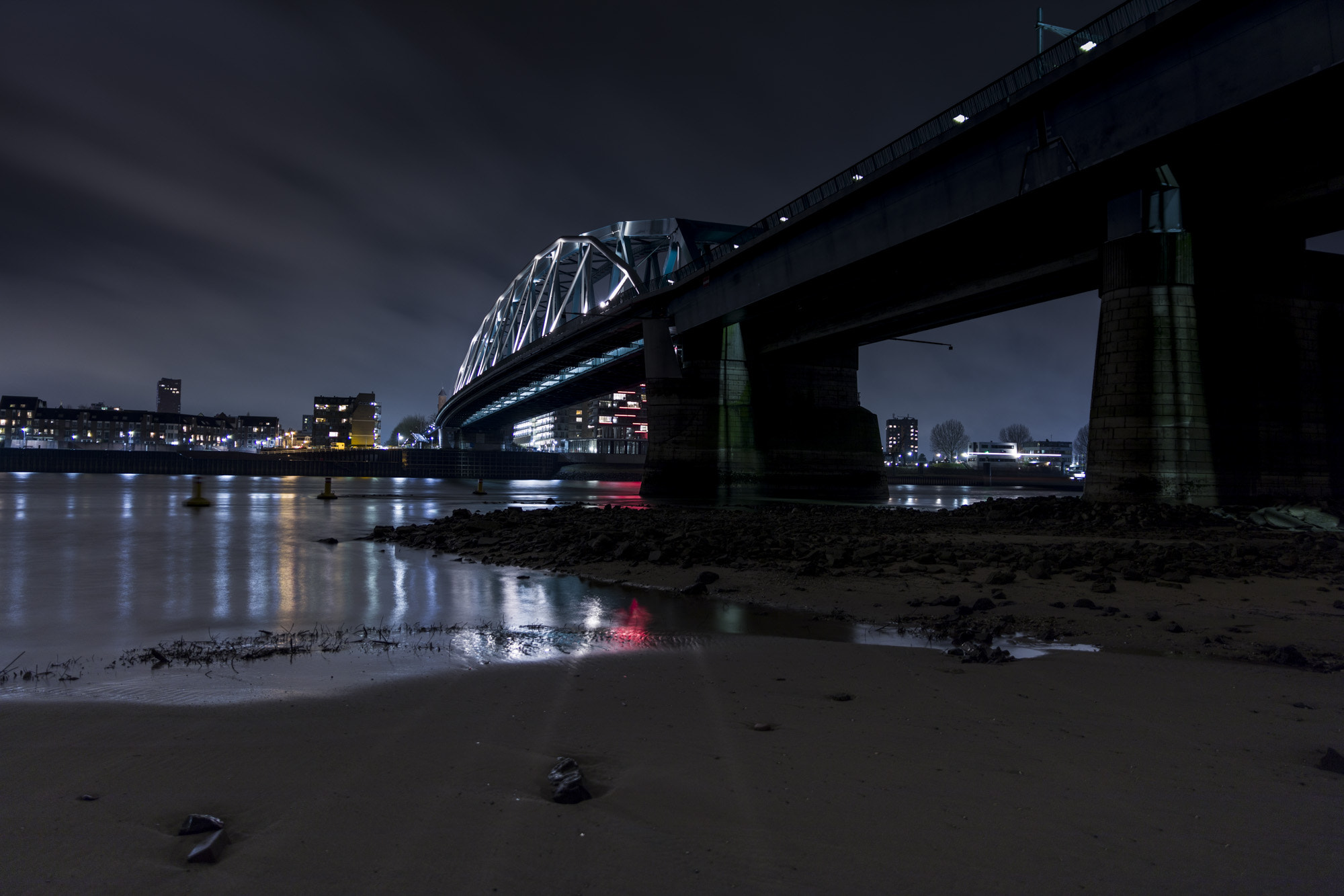 Canon EOS 5DS + Sigma 24-70mm F2.8 EX DG Macro sample photo. Railwaybridge  photography