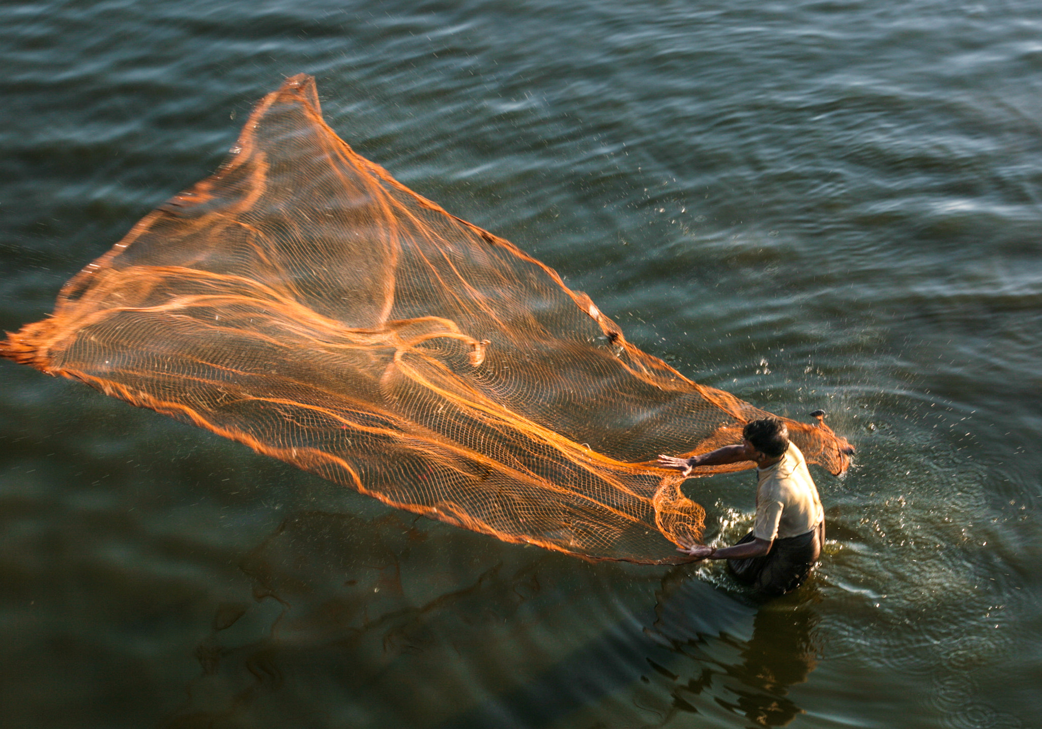 Canon EF 70-200mm F2.8L USM sample photo. Fisher under u-bein bridge photography