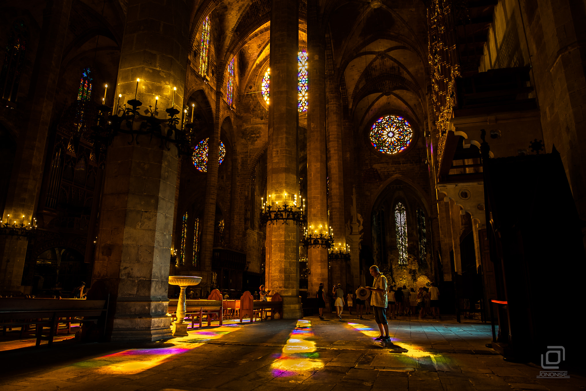 Sigma 24-35mm F2 DG HSM Art sample photo. La seu in the light n°11 photography